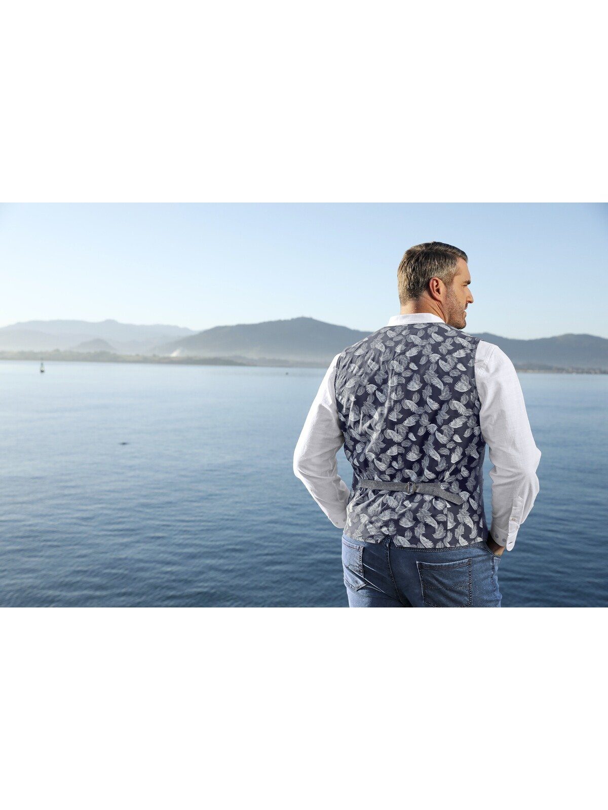 Charles Colby Anzugweste DUKE DANIEL mit Einstecktuch