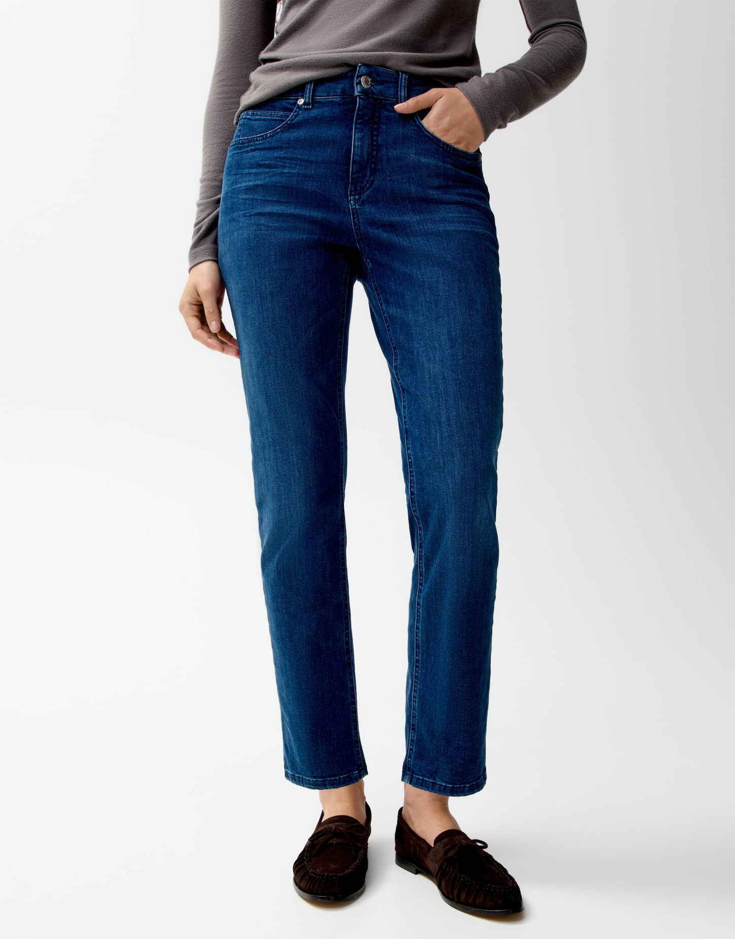 OPUS PANTS Slim-fit-Jeans MELLY BASE Slim Jeans mit Powerstretch Mid Rise Vielseitig kombinierbar für Looks
