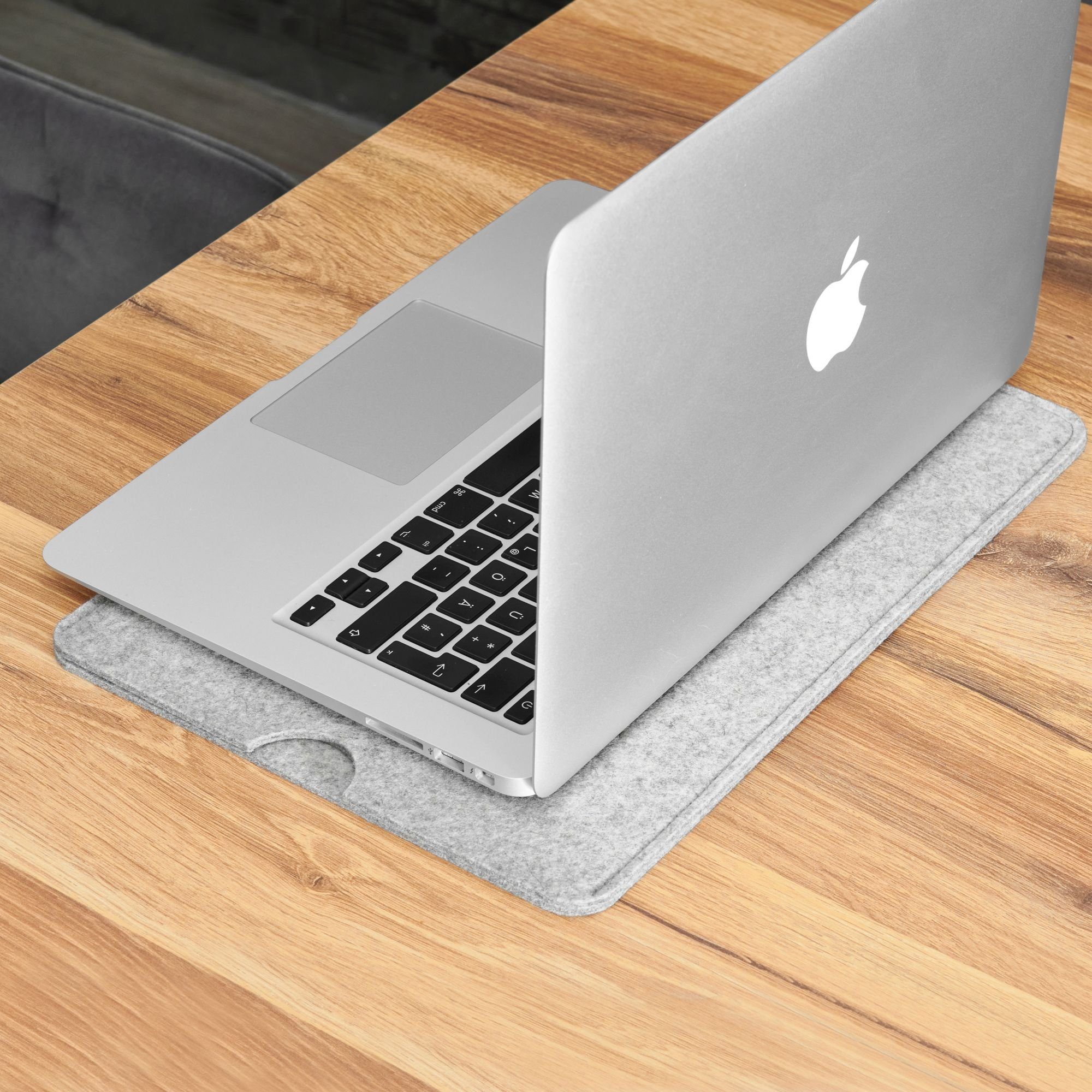 CoverKingz Laptoptasche Handmade 100% Apple Hellgrau Notebook Air/Pro Filz, Schutz 15" Schurwolle, MacBook für Hülle Tasche Etui Tasche Notebook
