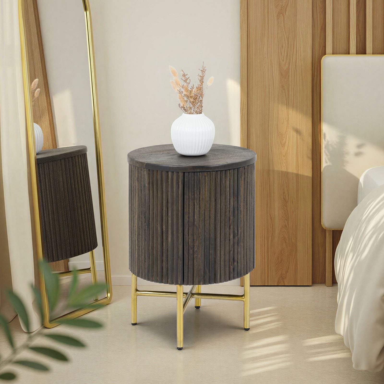 IDIMEX Nachttisch FLUTED, Beistelltisch rund 40 cm mit Lamellen-Optik aus Mangoholz Braun