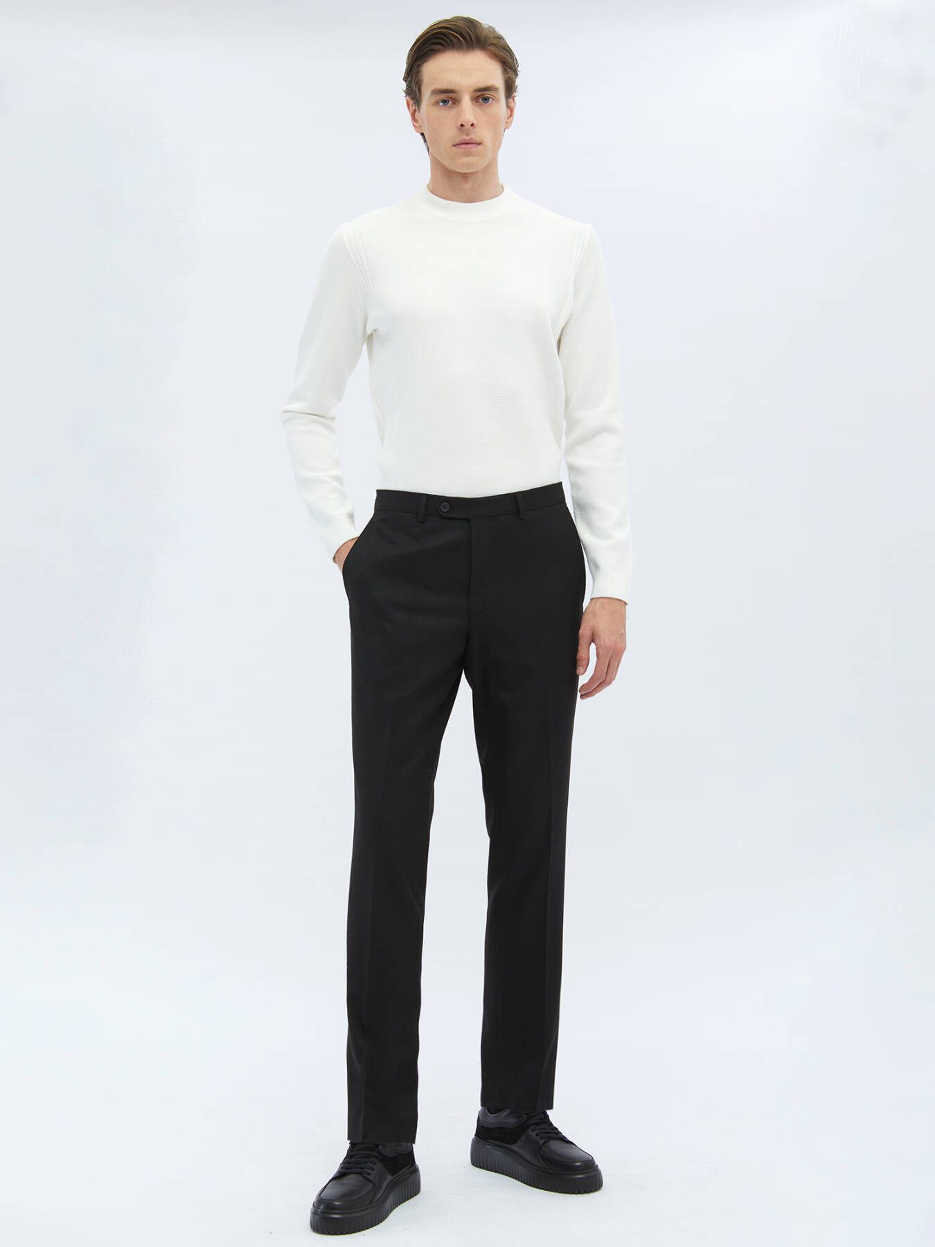 KİP Chinohose Klassische Hose mit figurbetonter Passform und Leinenbindung