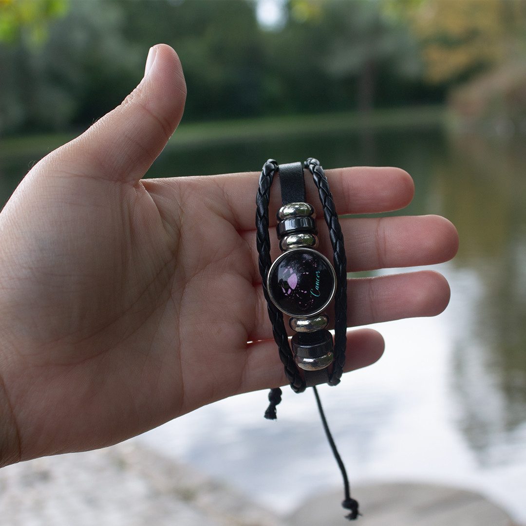 Stelby Armband mit Gravur Armband Sternzeichen Krebs mit 3D Gravur im Glas (Weihnachtsgeschenk, Geburtstagsgeschenk, Valentinstaggeschenk, modern, minimalistisch), langlebig, pflegeleicht, unisex