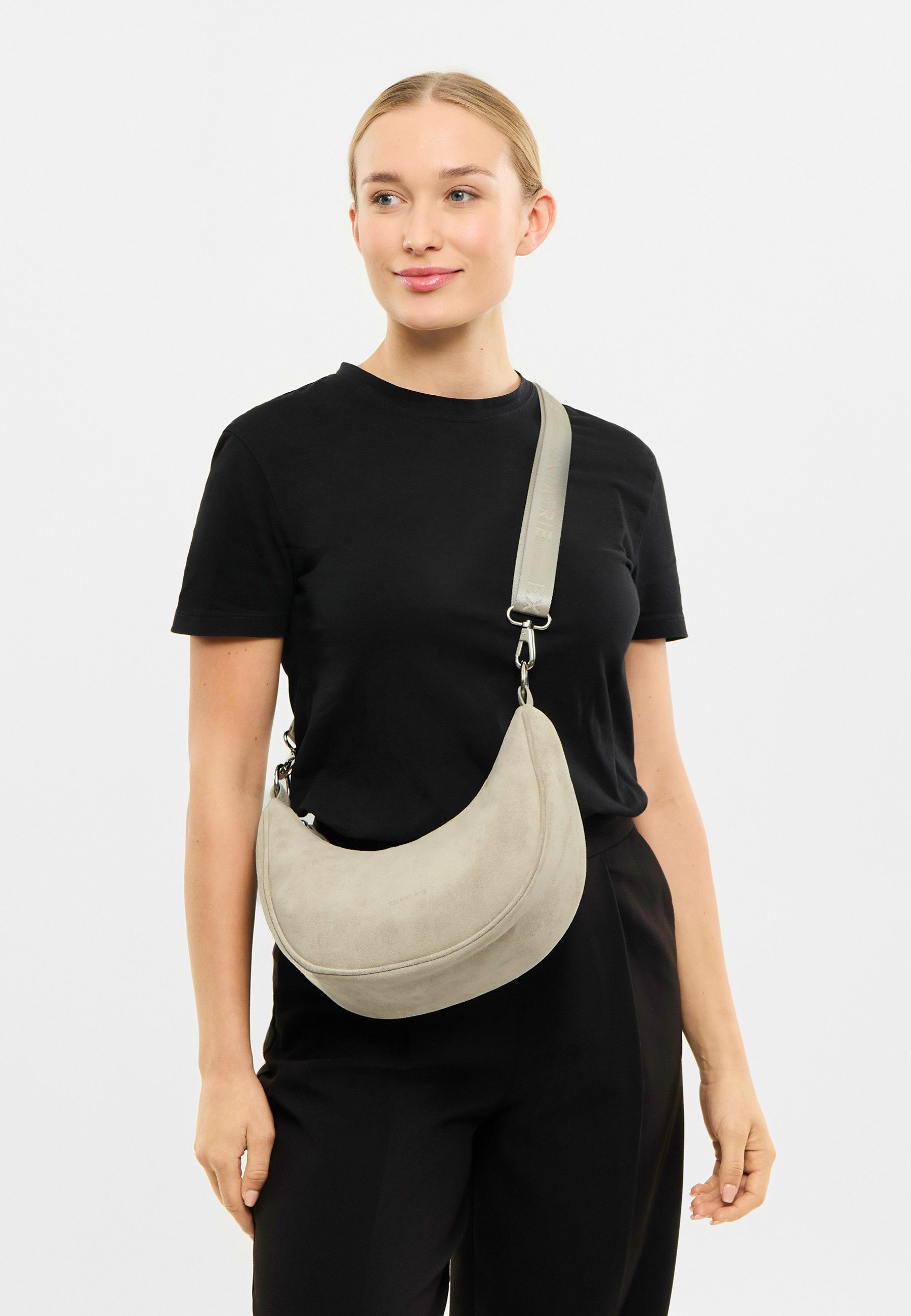 Expatrié Umhängetasche Lea Small Suede Half Moon Bag, Elegante Crossbody Bag in Halbmond Form