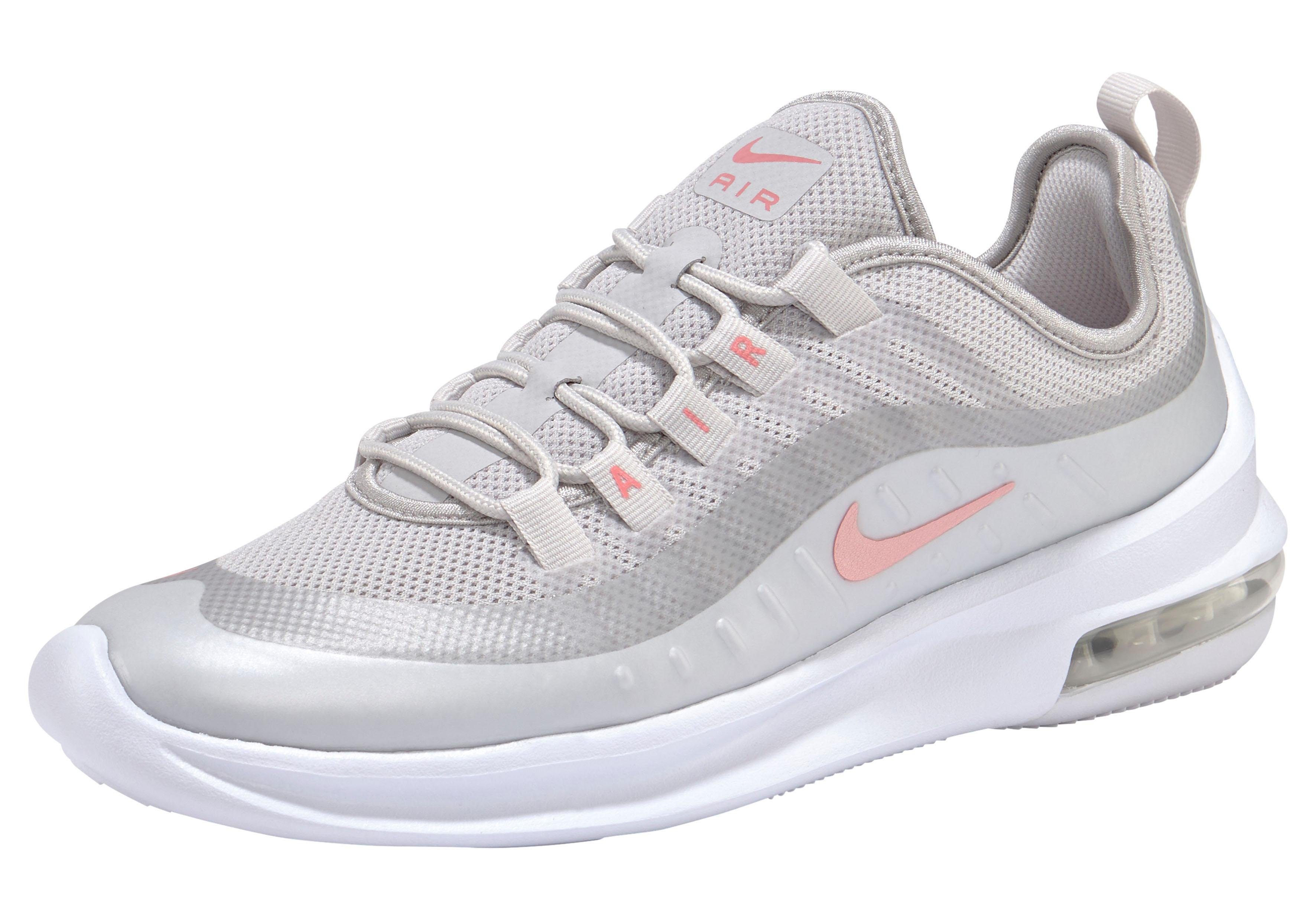nike wmns axis