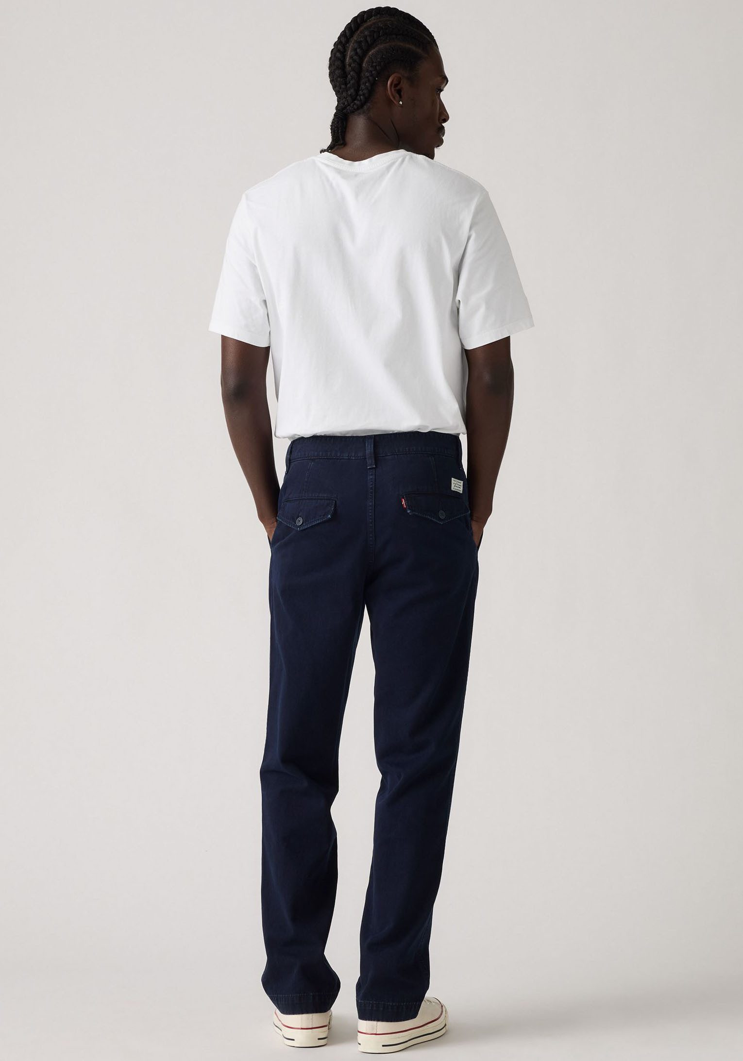 Levi's® Chinohose LV Hose XX CHINO AUTHENTIC RLX bequeme Passform