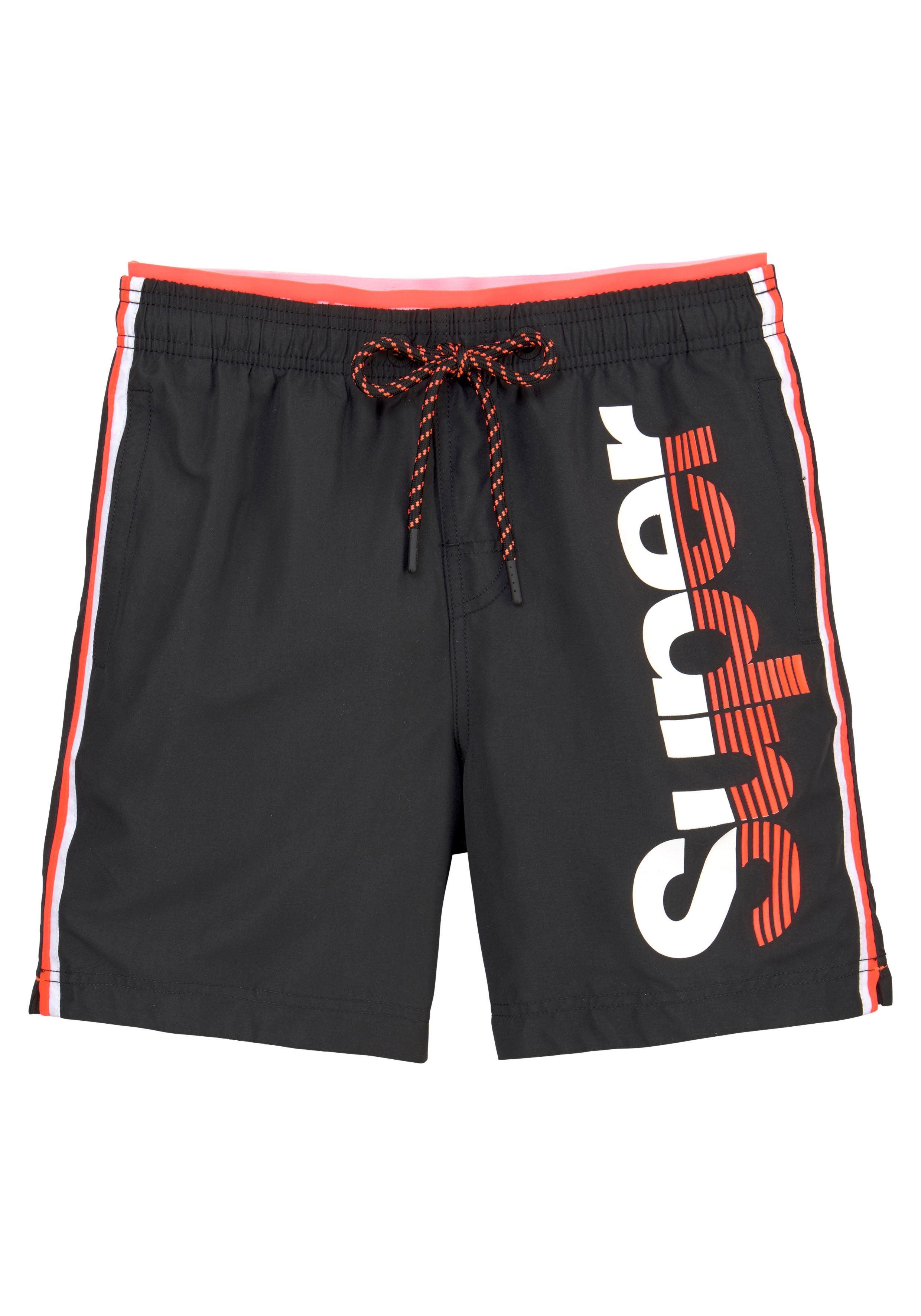 Superdry Badeshorts, mit Schriftzug und Kontrastpaspeln online kaufen | OTTO Superdry Badeshorts, mit Schriftzug und Kontrastpaspeln online kaufen | OTTO