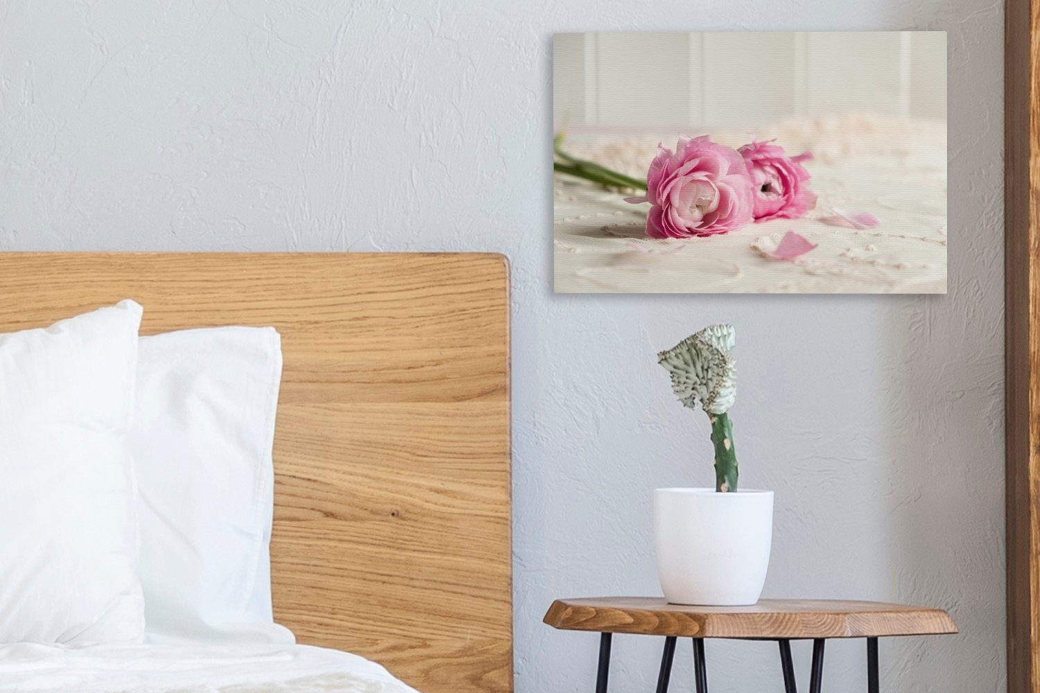 Ranunkelblüten St), 30x20 Aufhängefertig, cm Rosa (1 Tisch, Leinwandbilder, auf einem Leinwandbild Wandbild Wanddeko, OneMillionCanvasses®