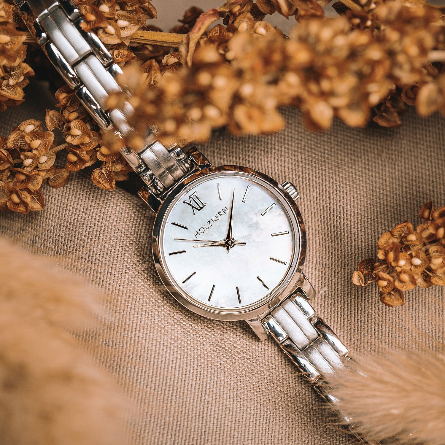 Holzkern Quarzuhr Quarz Skadi Silberfarben/Perlmutt günstig online kaufen