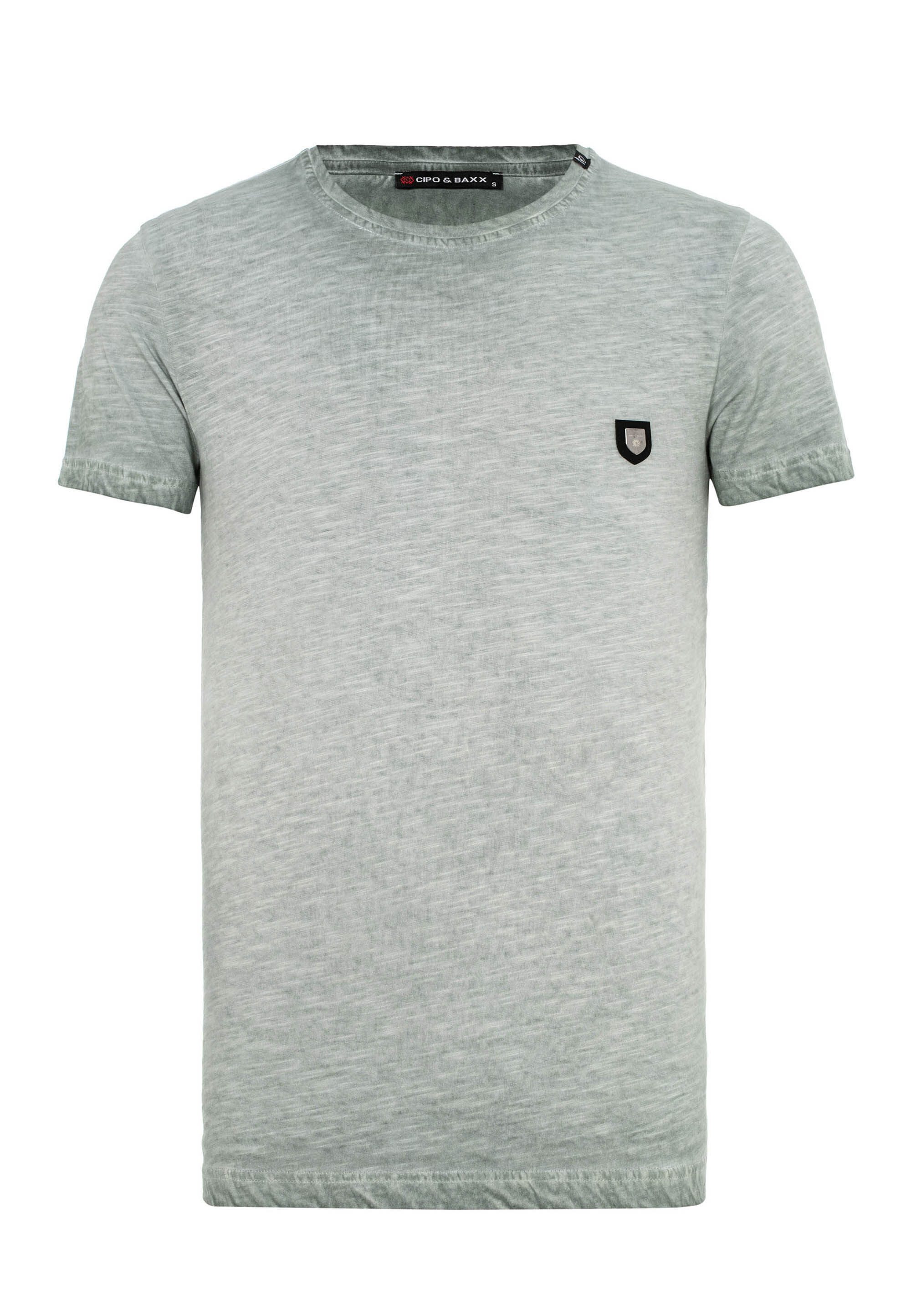 Cipo & Baxx T-Shirt T-Shirt mit kleinem Logo-Patch günstig online kaufen