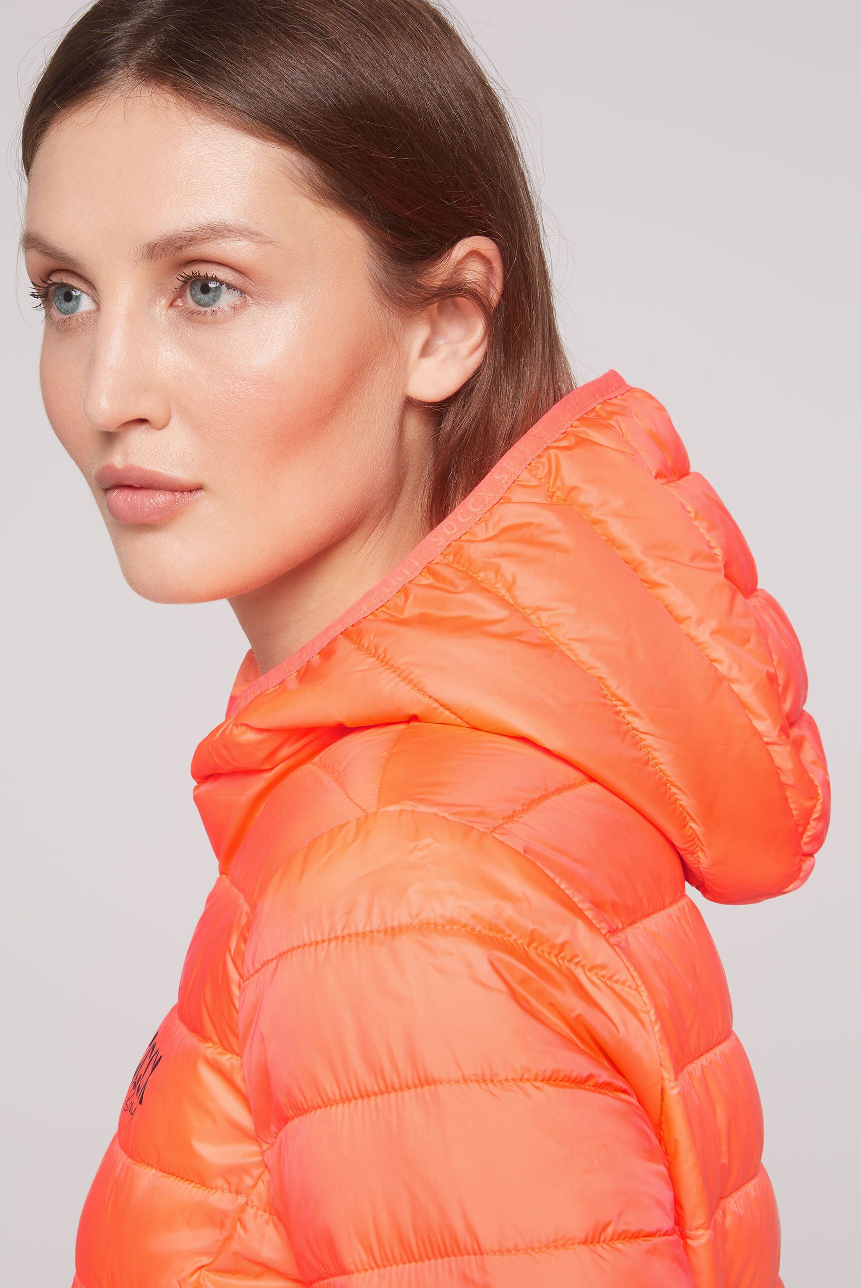 SOCCX Outdoorjacke mit elastischem Saumabschluss