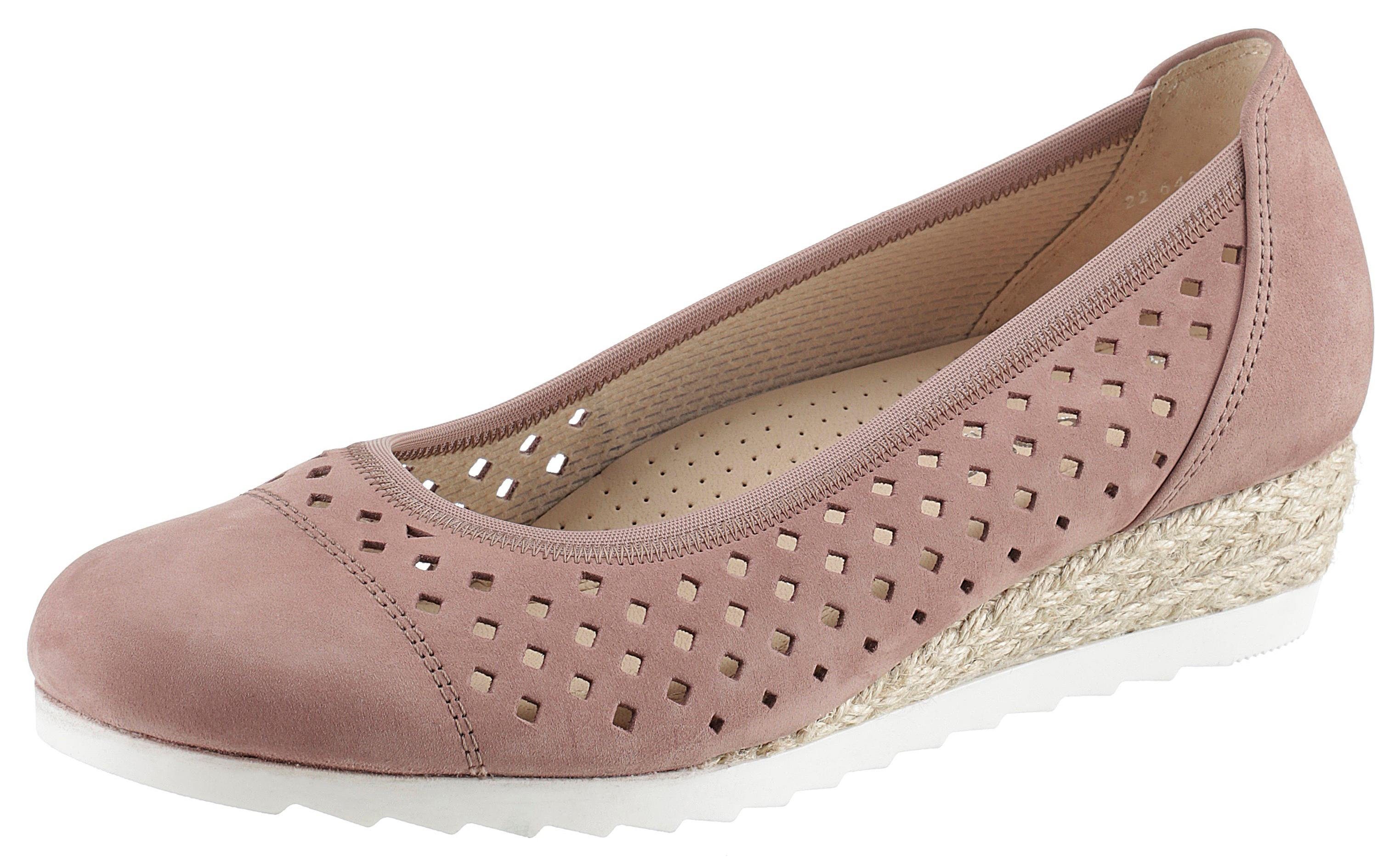 Gabor Pumps mit sommerlichem Lochmuster, Pumps in Schuhweite G (=weit) online kaufen | OTTO Gabor Pumps mit sommerlichem Lochmuster, Pumps in Schuhweite G (=weit) online kaufen | OTTO