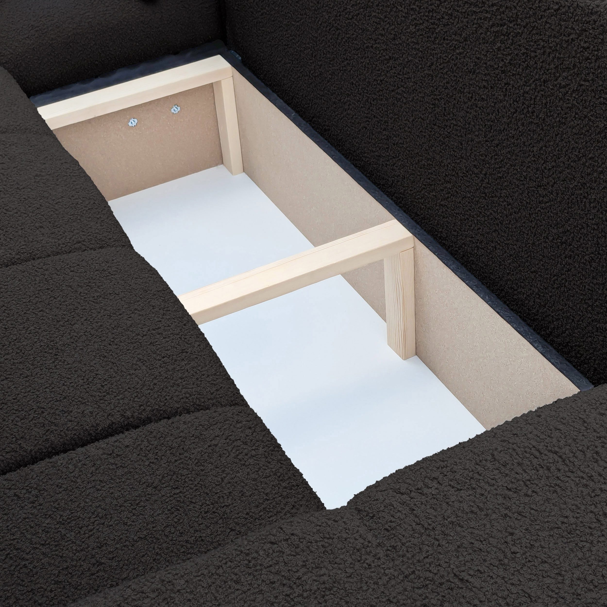yourhouse24 Ecksofa OLI XL mit tiefer Steppung (278 cm) – Trend-Bouclé, Schlaffunktion, Seite universal – Bild 5 von 5