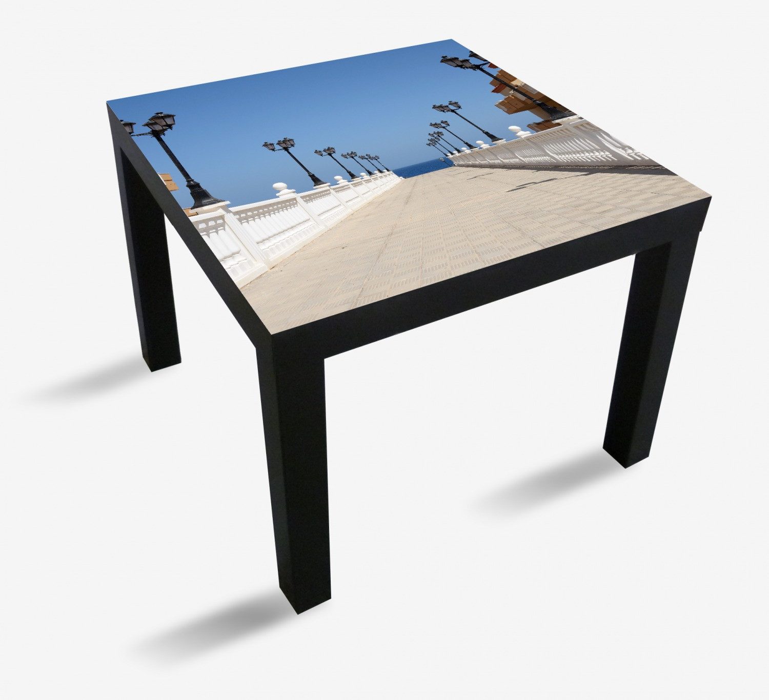 Wallario Möbelfolie Promenade mit Blick aufs Meer