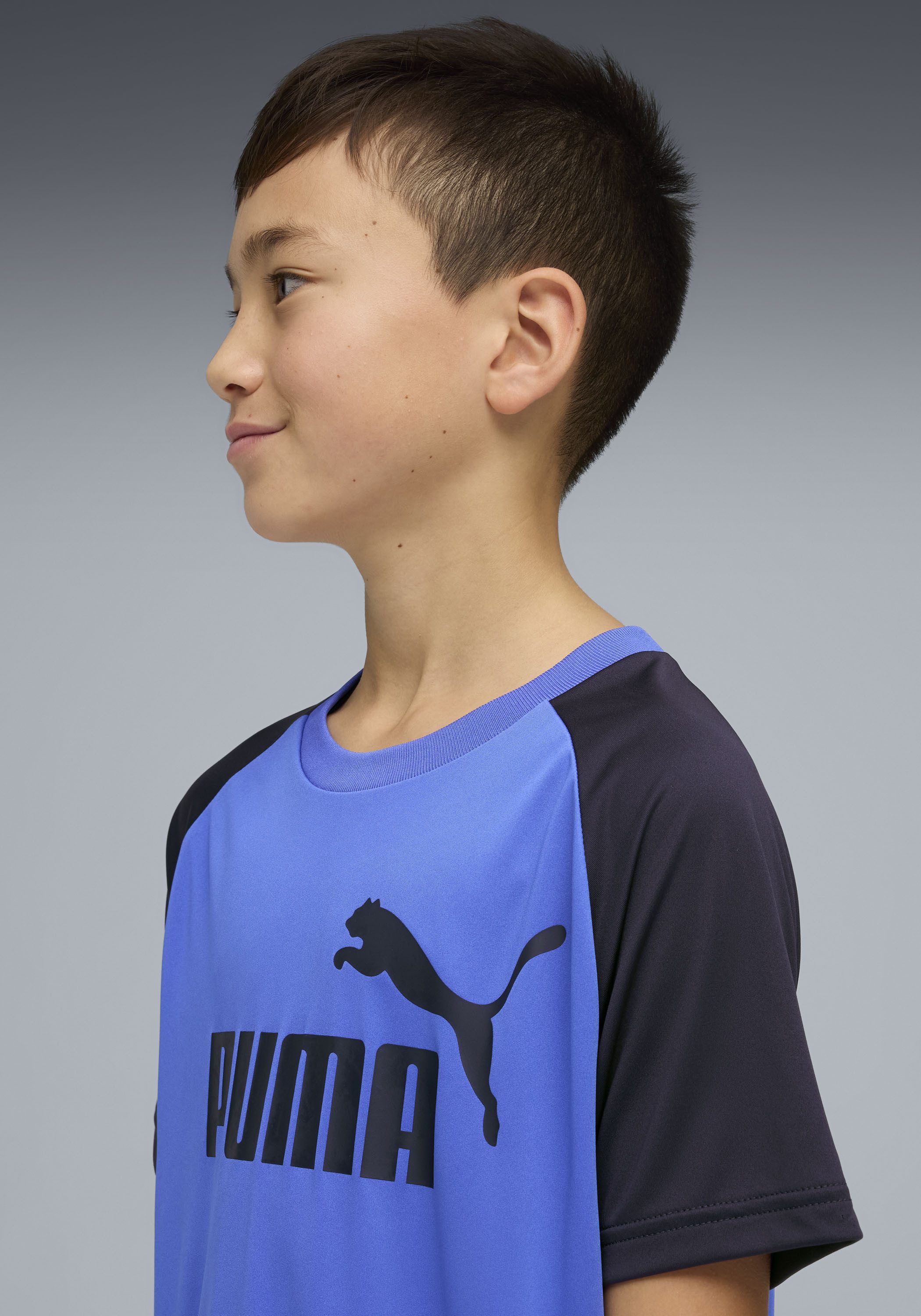 PUMA Trainingsanzug ESS NO.1 LOGO POLY TEE AND SHORTS SET B (2-tlg), zweiteiliges Set, mit DryCELL Technologie, atmungsaktiv