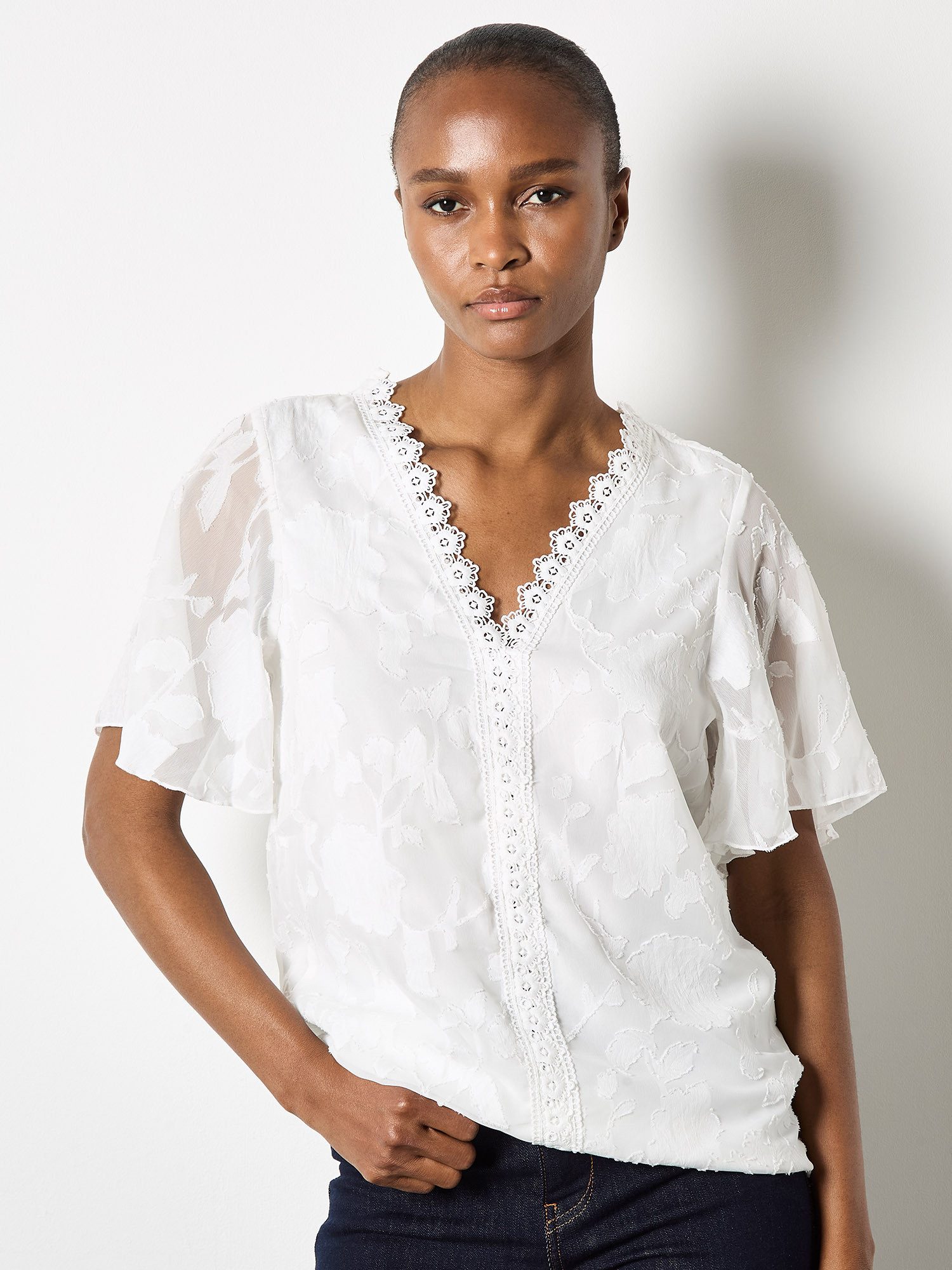 Apricot Blusentop Blumen-Bluse mit Häkelbordüre