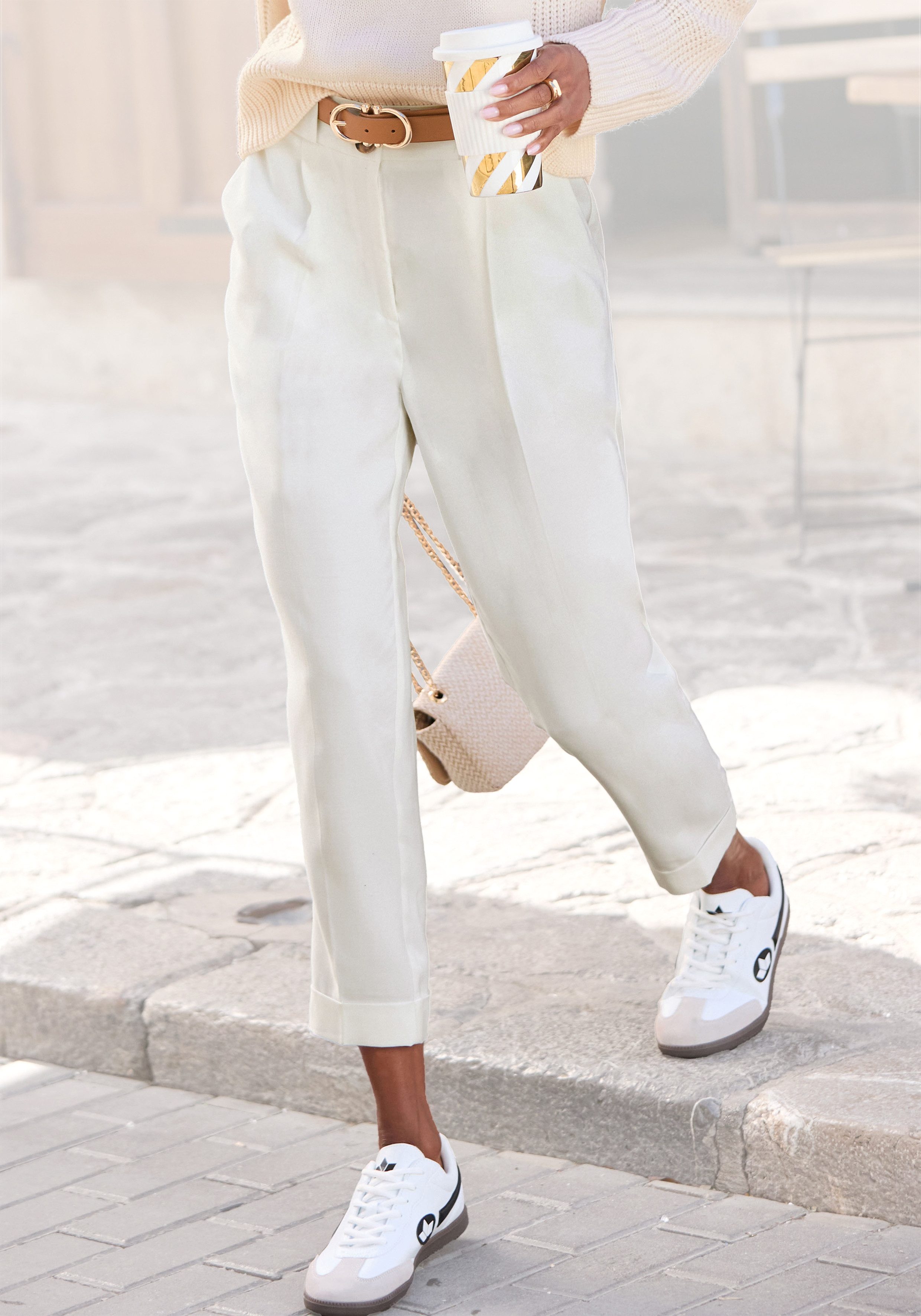 LASCANA 7/8-Hose mit Bügelfalten, schmales Bein