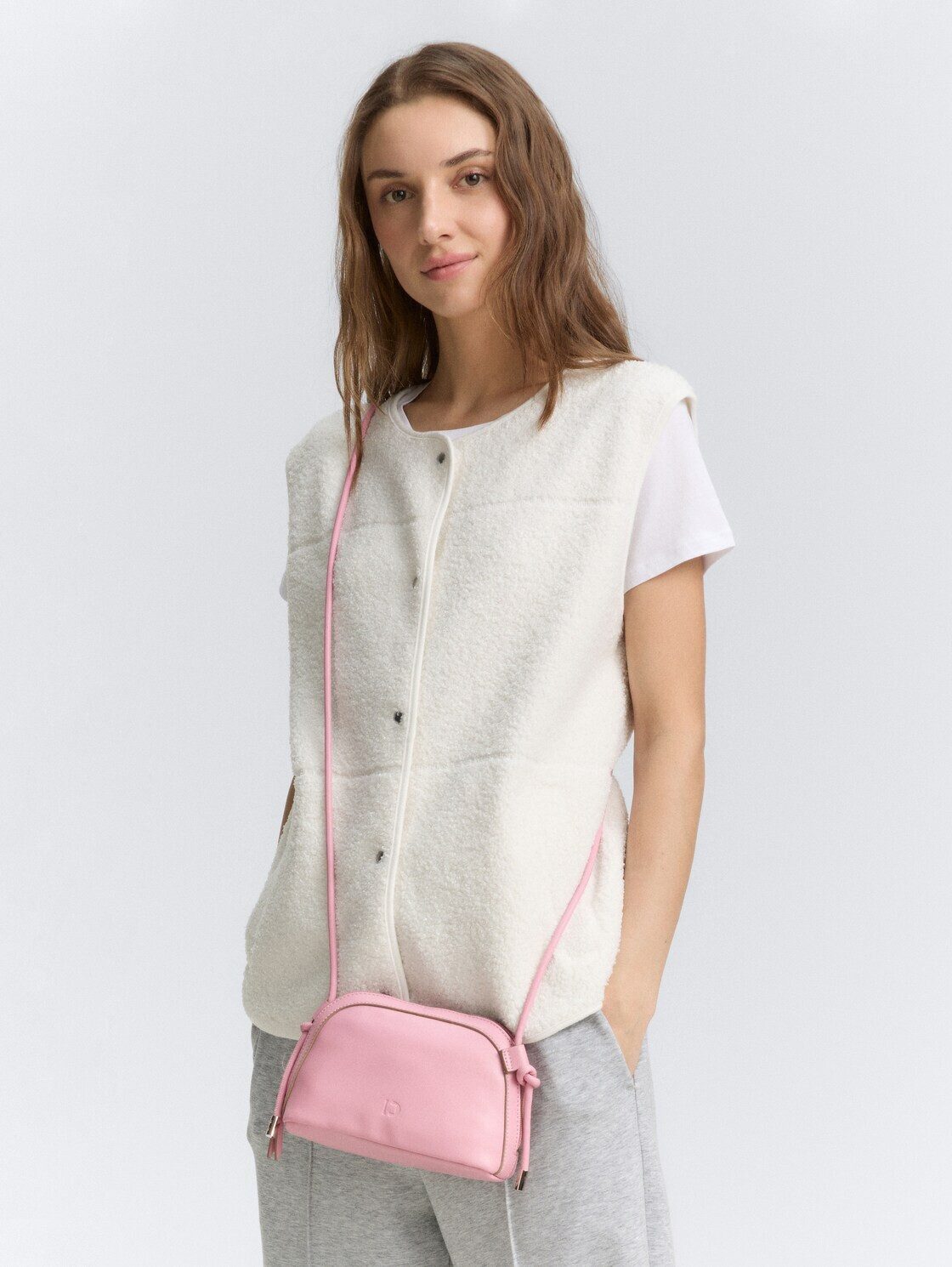 TOM TAILOR Denim Umhängetasche Bags, TTMADELYN XS Umhängetasche mit Kordelriemen