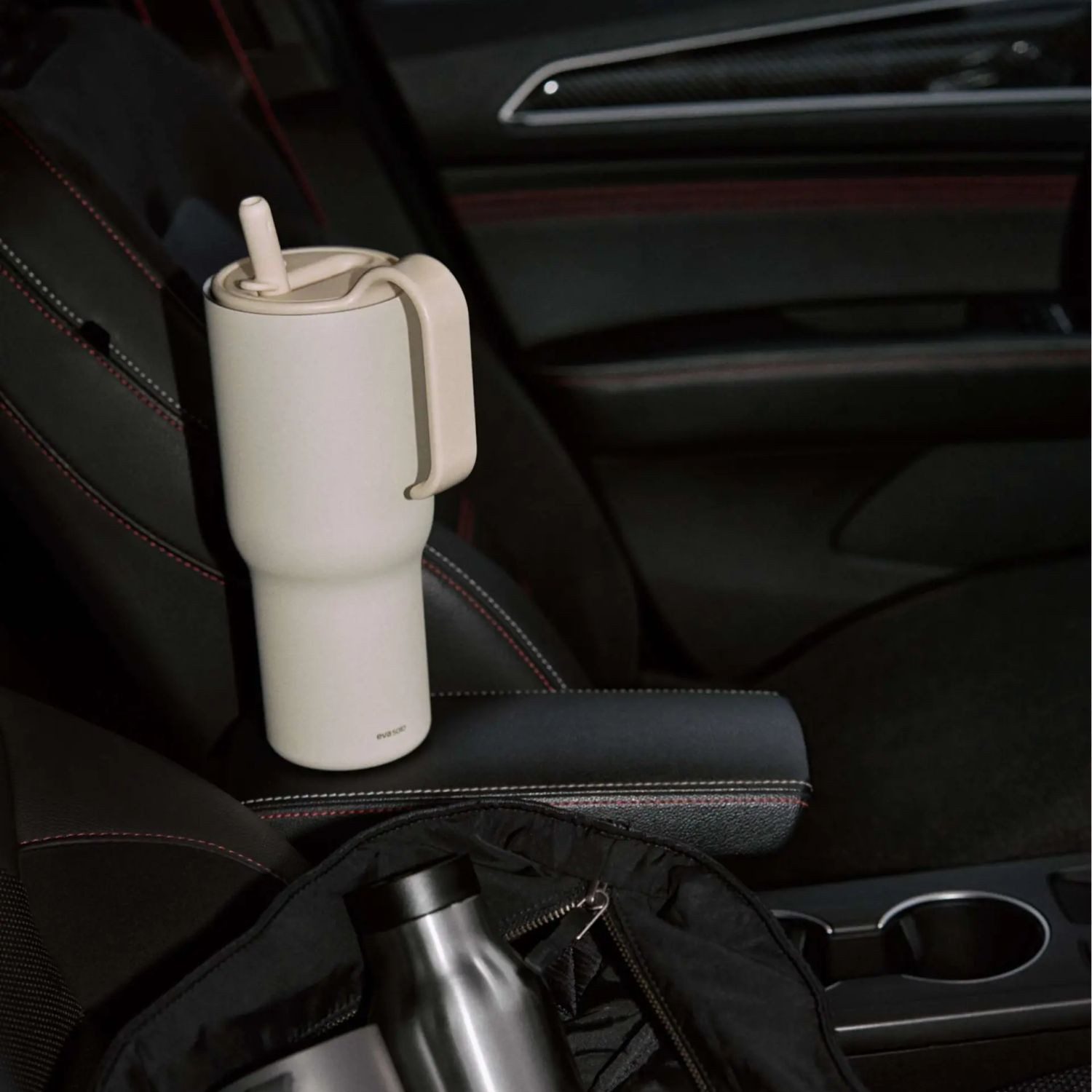 Eva Solo Thermobecher Sip'n'Go mit Trinkhalm Coconut 900 ml, Edelstahl, Silikon, Kunststoff