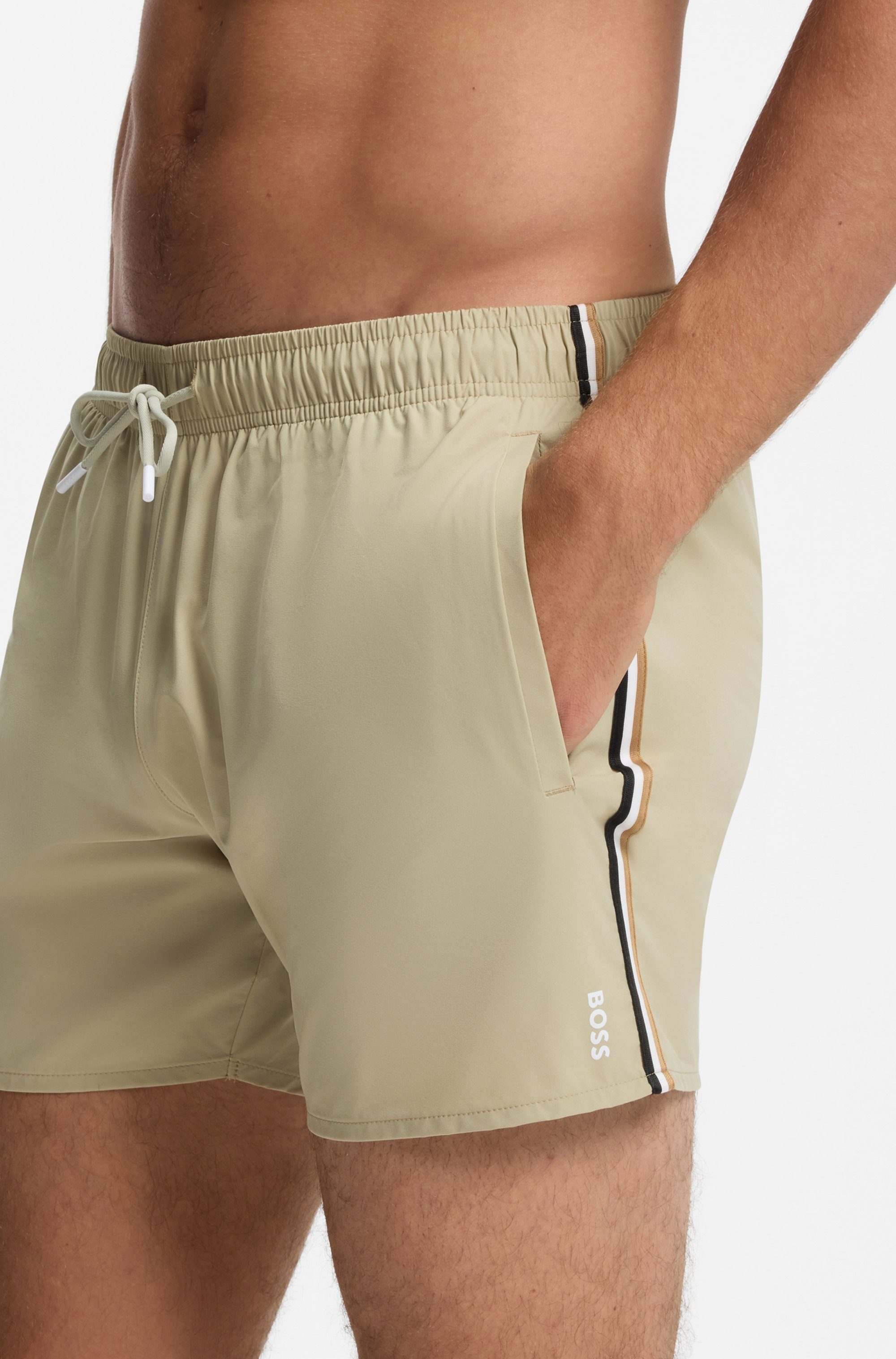 BOSS Badeshorts Iconic mit Gesäßtasche