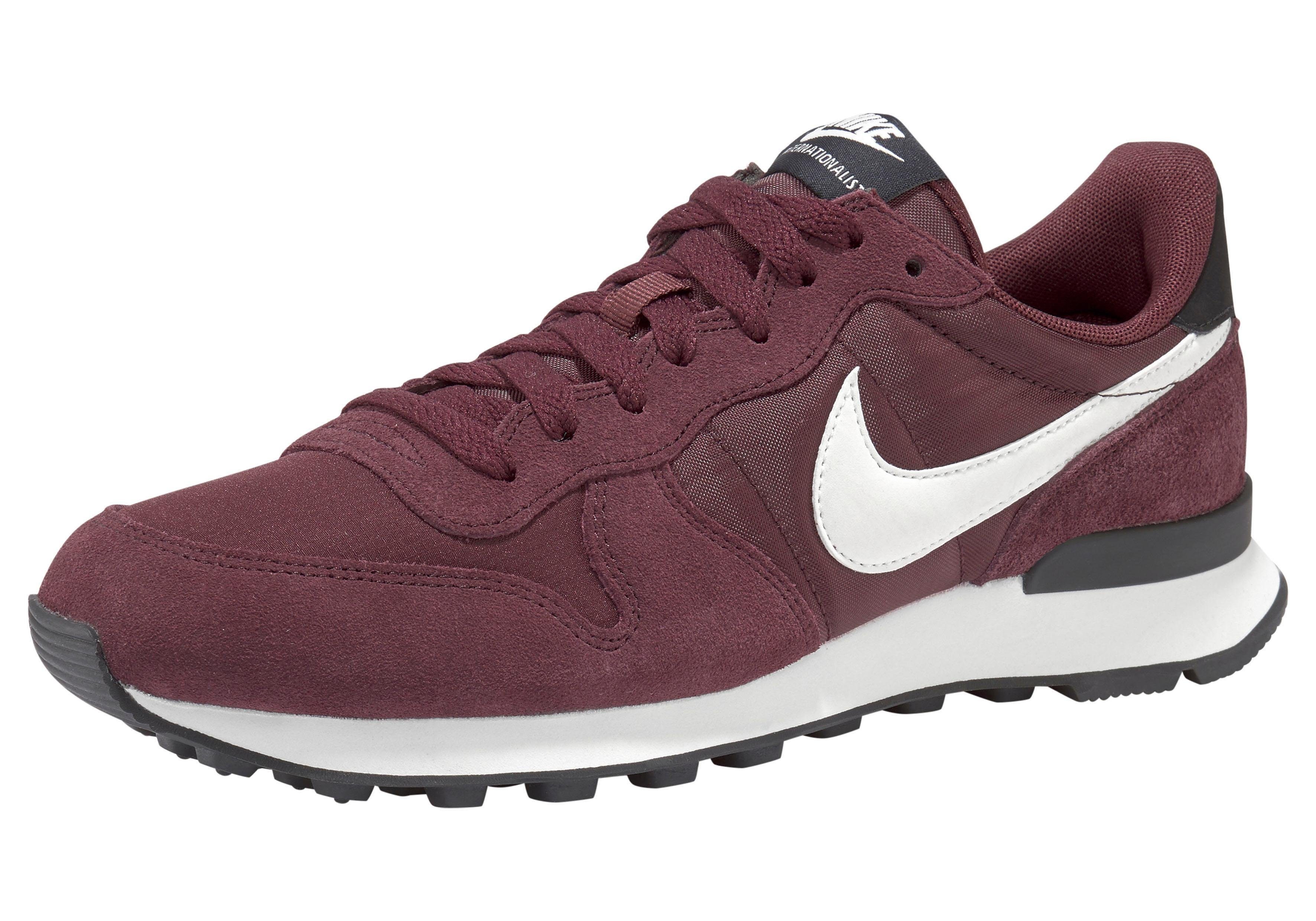 otto nike internationalist