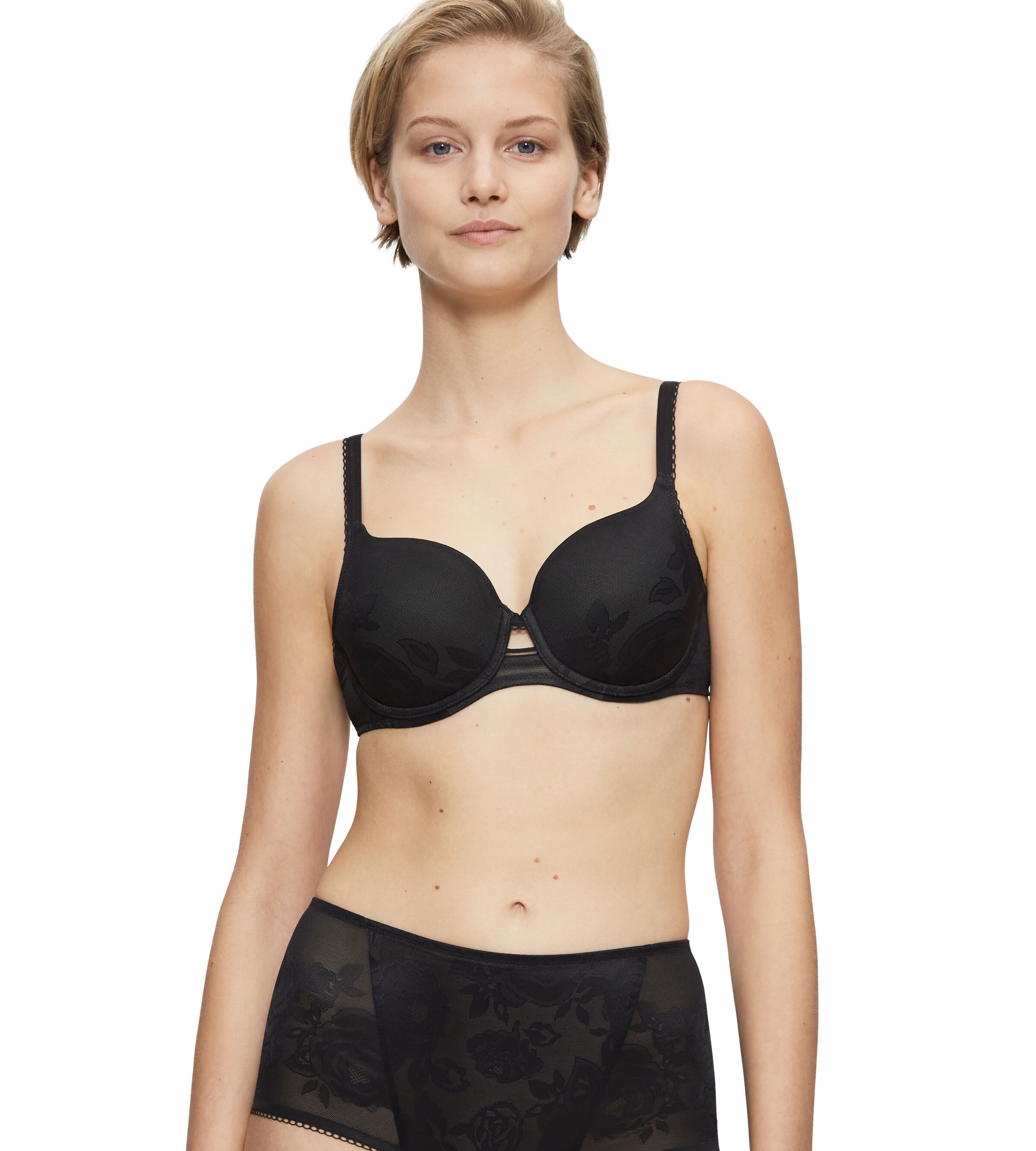 Triumph Bügel-BH Wild Rose Sensation flache formende Spitze, mittlerer Shape-Effekt