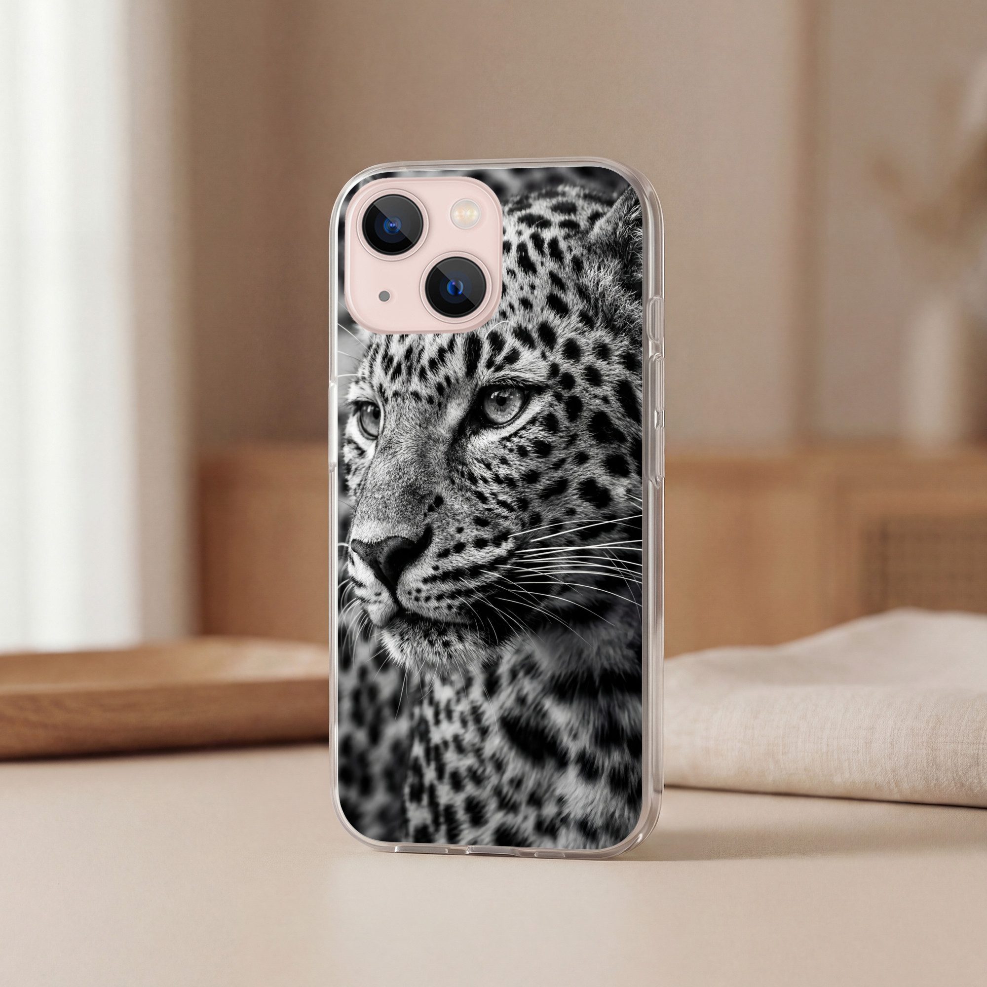 MuchoWow Handyhülle für Apple iPhone 13 Leopard - Schwarz - Weiß - Auge, Smartphone-Bumper, Print, Handy Schutzhülle Dünn
