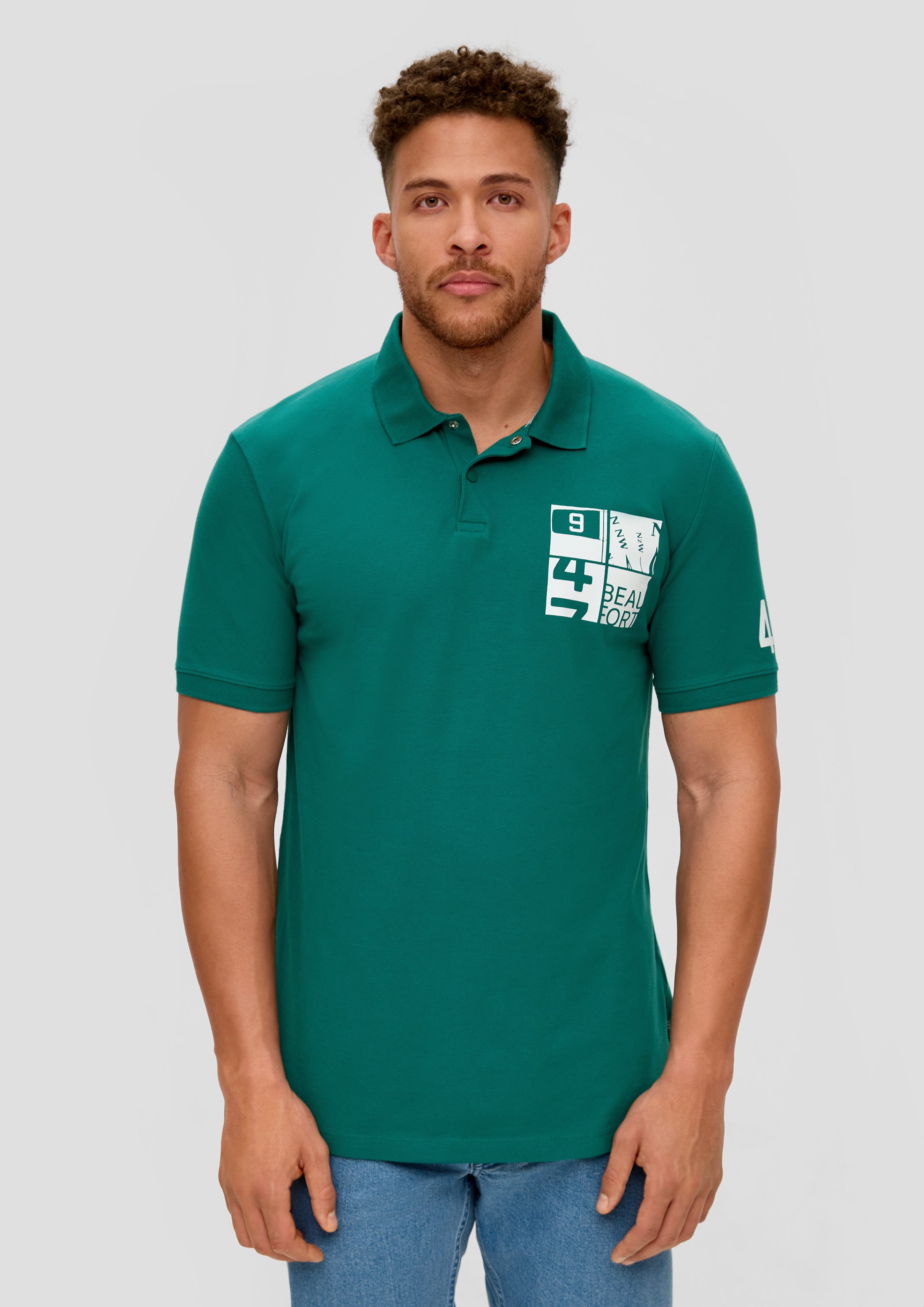 s.Oliver Kurzarmshirt Poloshirt mit Print-Detail smaragd