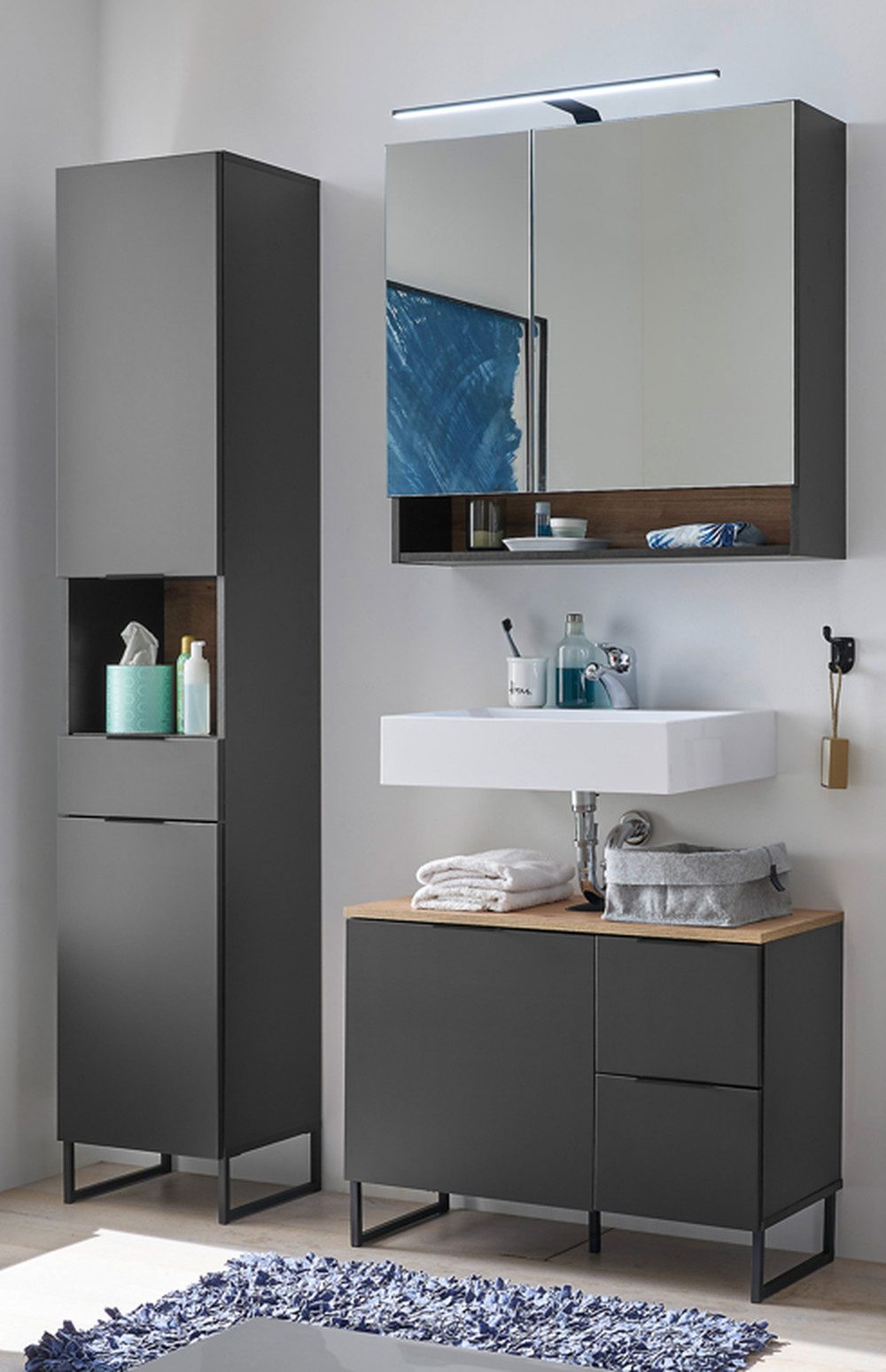 BEGA BBK Badezimmer-Set (3-tlg) in schwarz matt / Evoke Eiche Dekor - 140x195x35 (BxHxT), (3-tlg., bestehend aus: Waschbeckenunterschrank,Spiegelschrank, Hochschrank)