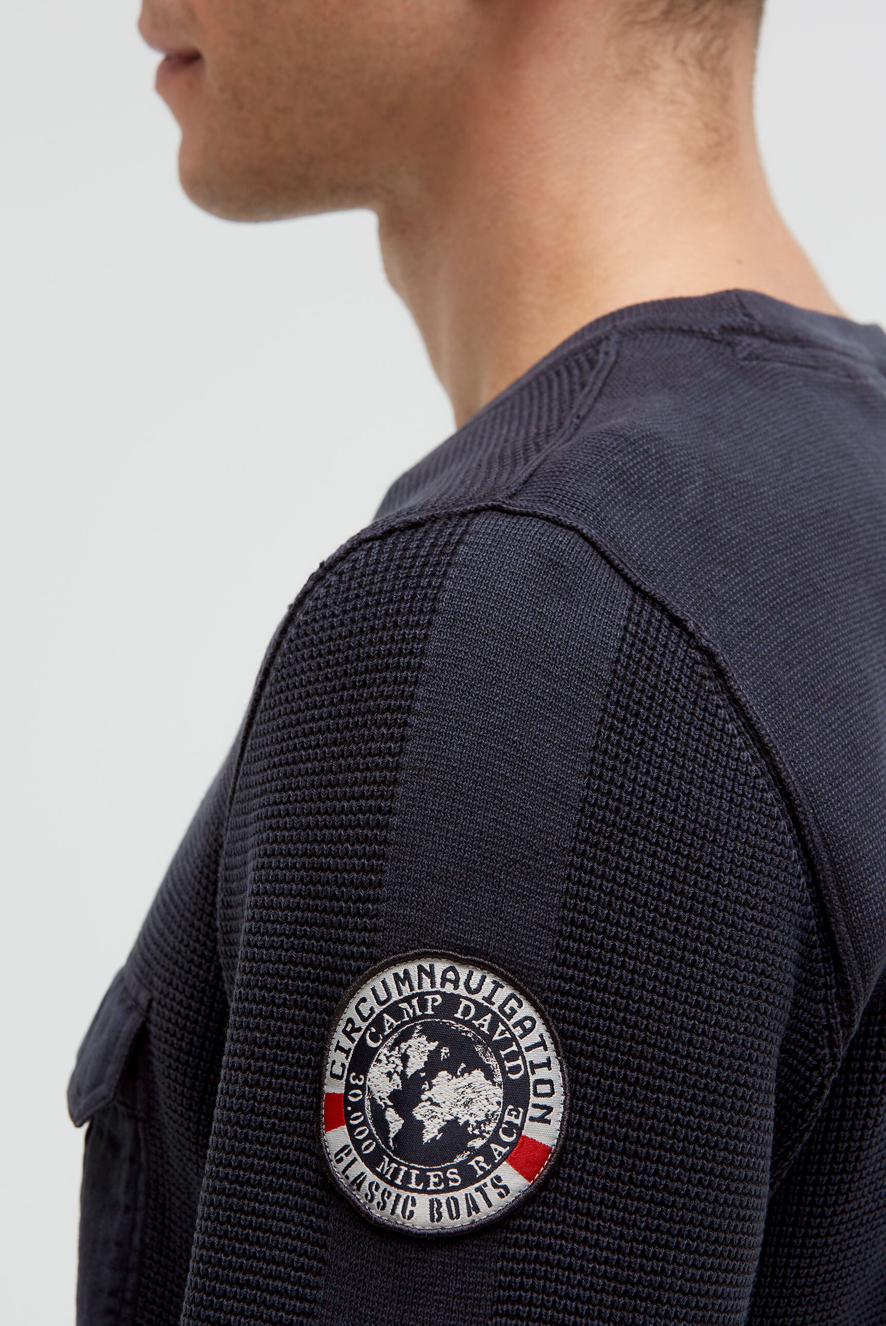 CAMP DAVID Rundhalspullover mit nach außen gekehrten Nähten