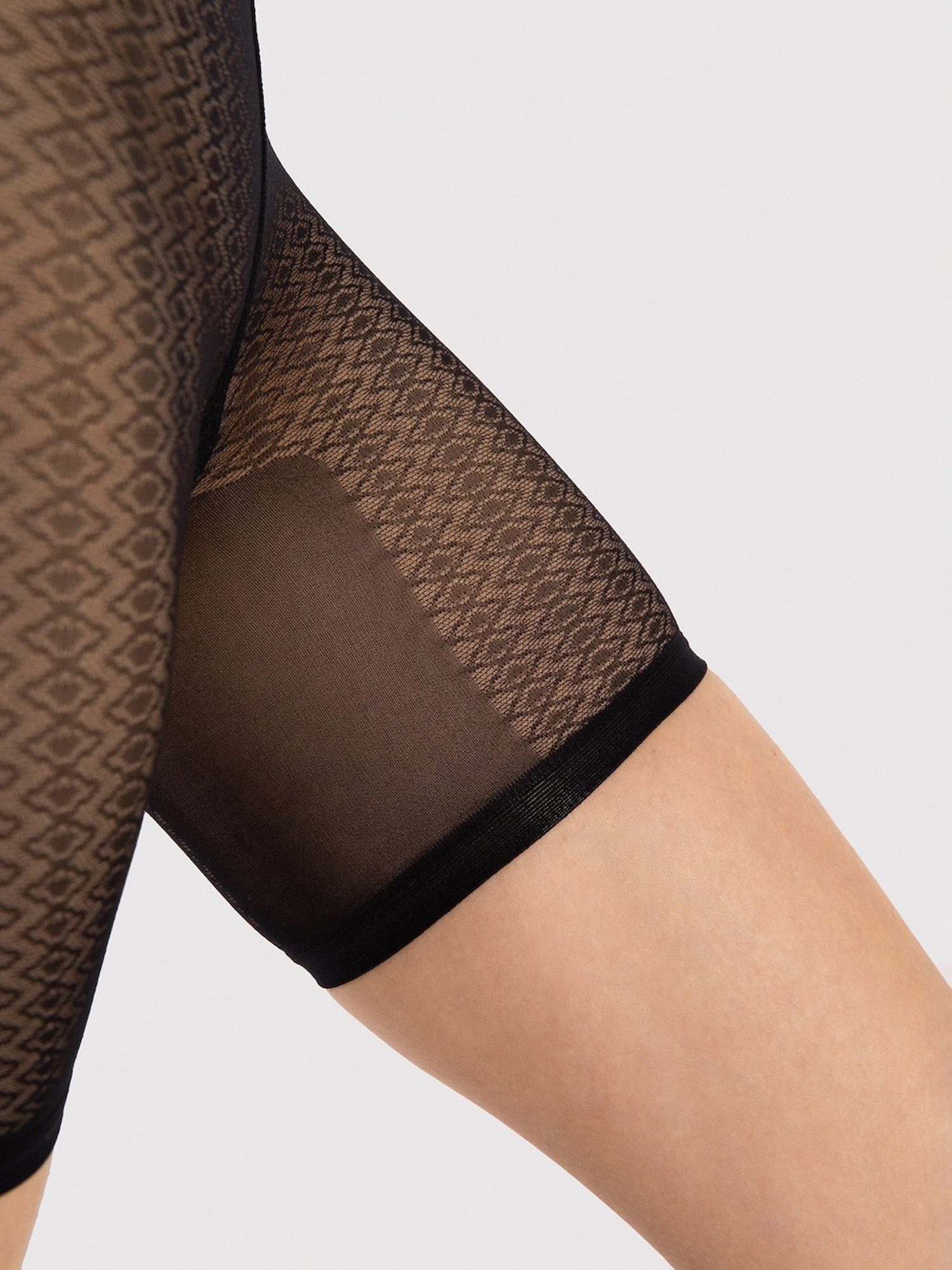 Fiore Feinstrumpfhose Biker shorts 30 DEN (Packung 1 St. 1 Paar) kurze Feinstumpfhose 30DEN feines Muster Oberschenkelschutz