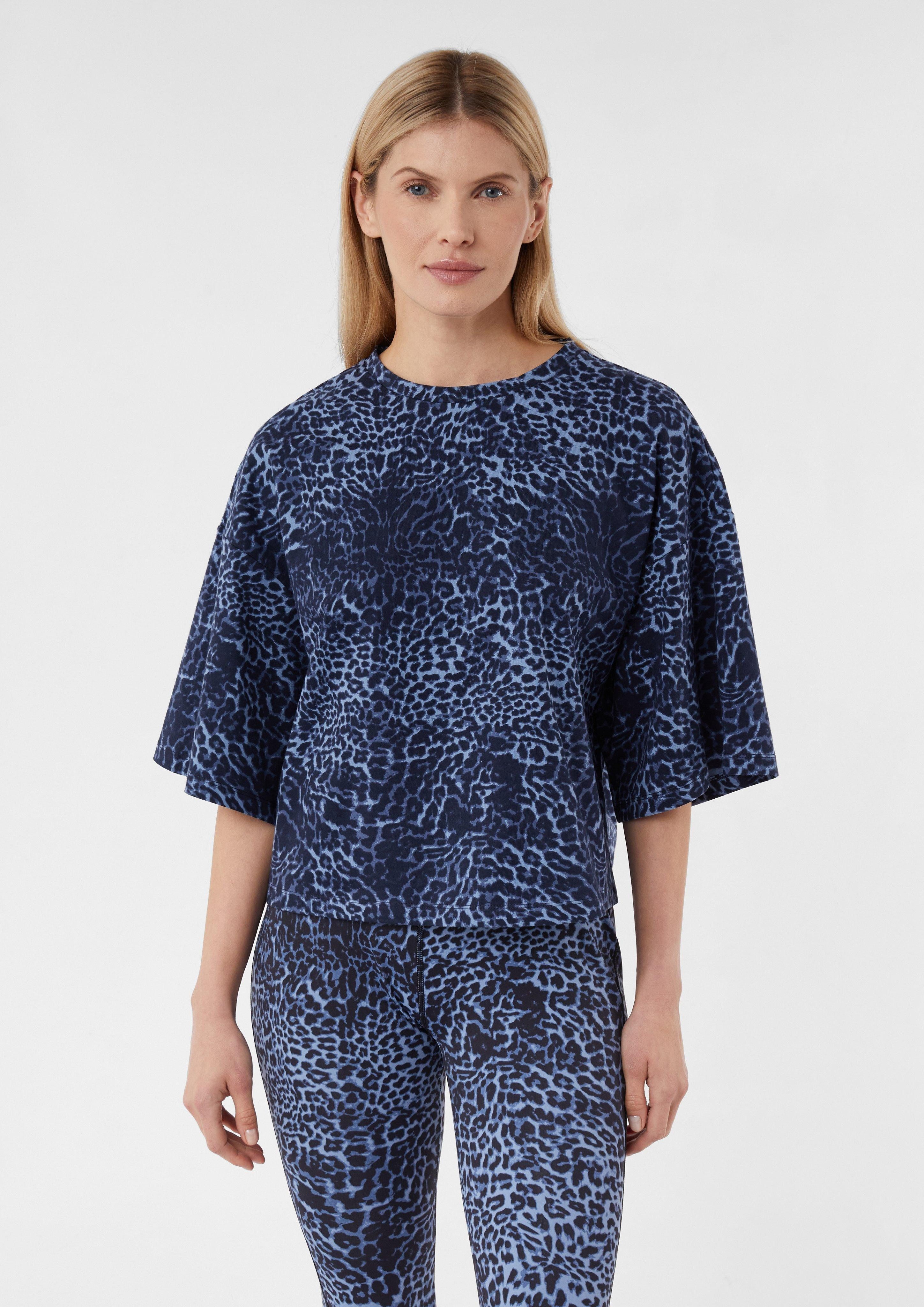 Kurzarmshirt Oversize-T-Shirt mit All-over-Leo-Print