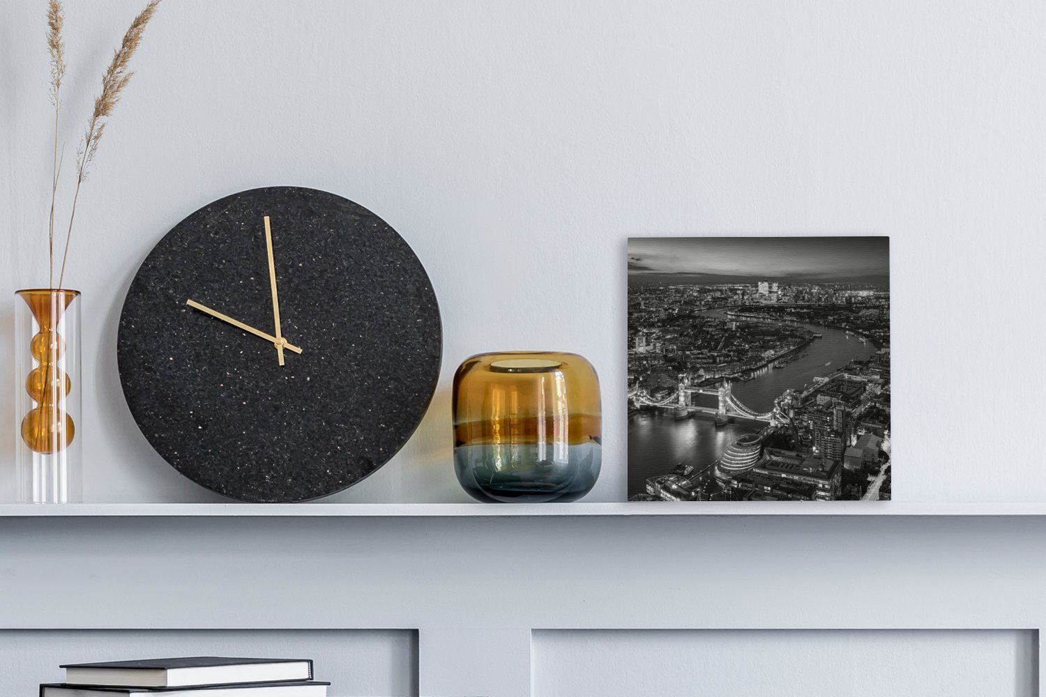 OneMillionCanvasses® Leinwandbild Londoner Skyline am Morgen - schwarz und weiß, Fotodruck (1 St), Wandbild, Deko Schlafzimmer Wohnzimmer Flur 20x20 cm – Bild 2 von 5