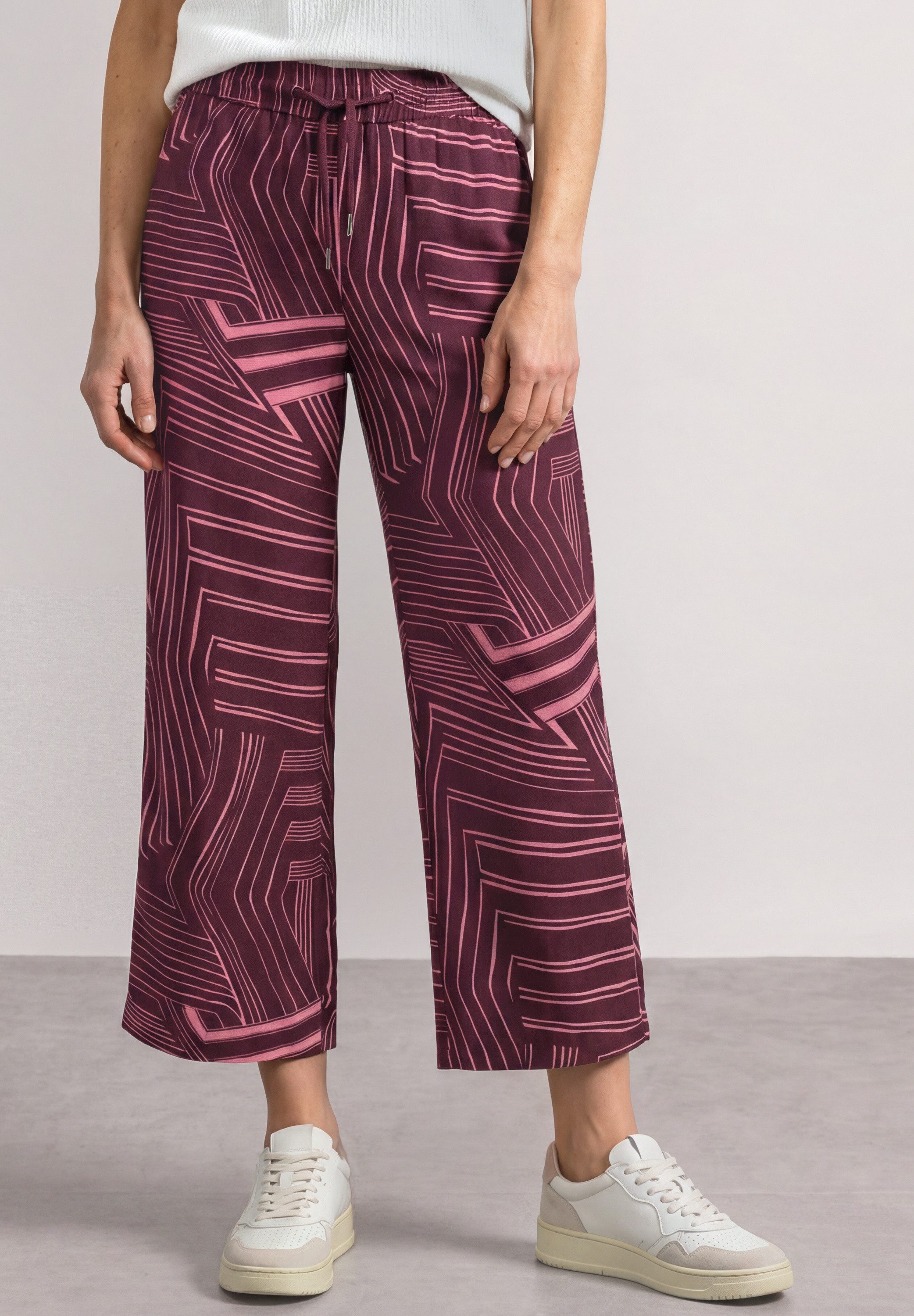 STREET ONE Stoffhose High Waist