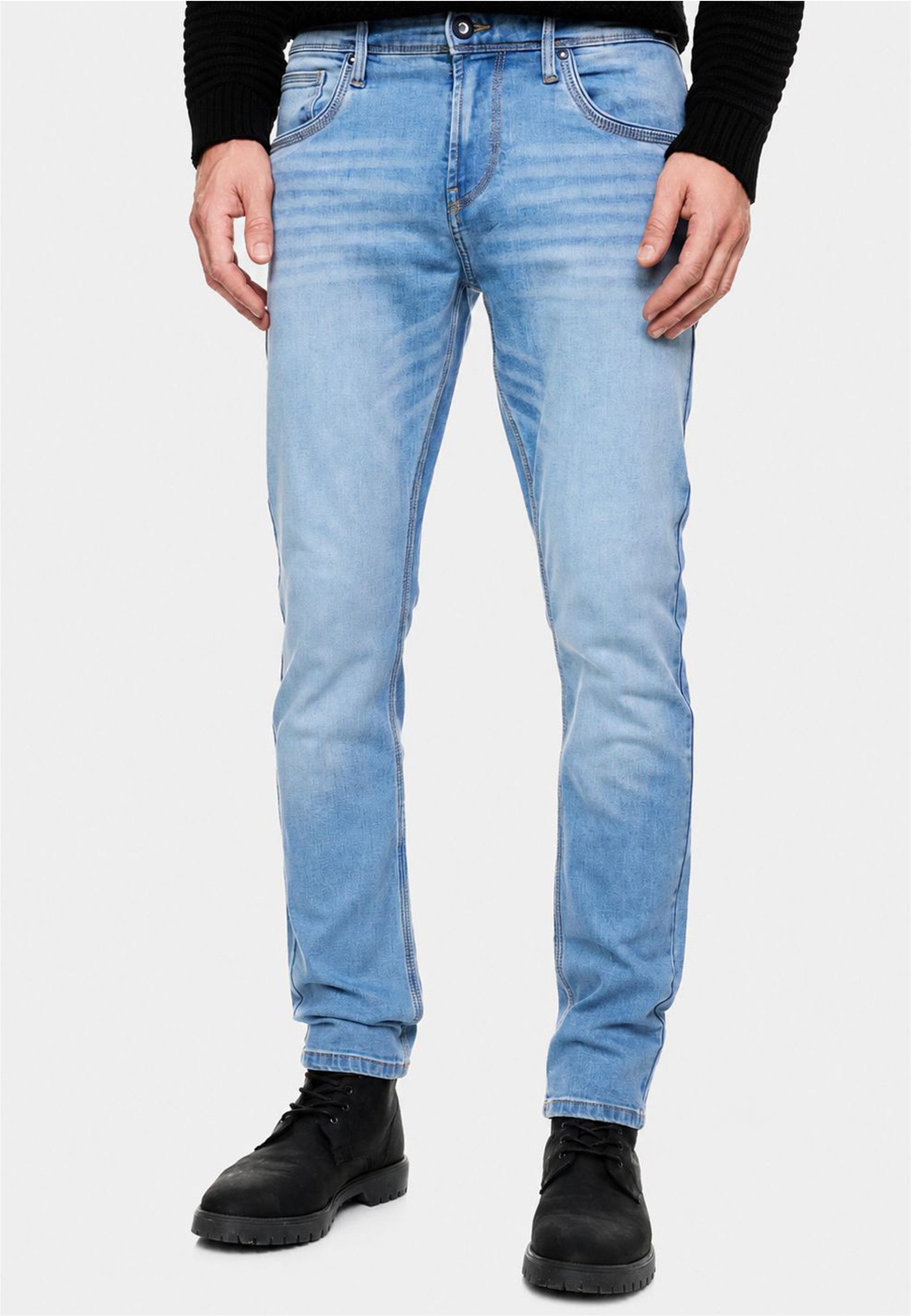 Rusty Neal Slim-fit-Jeans MELVIN mit Stretch-Anteil