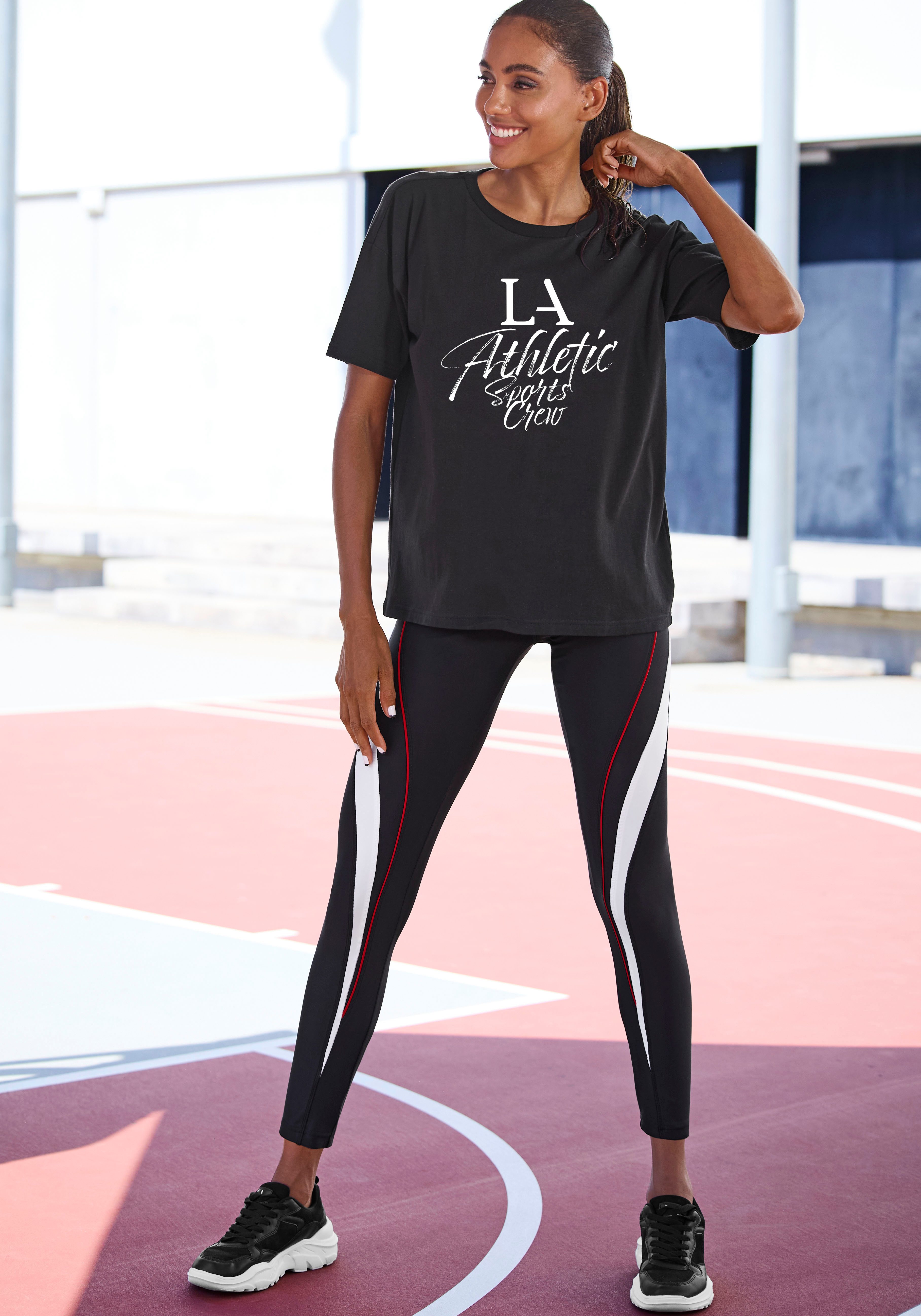 LASCANA ACTIVE Leggings Logo-Badge und Reißverschlusstasche auf der Rückseite