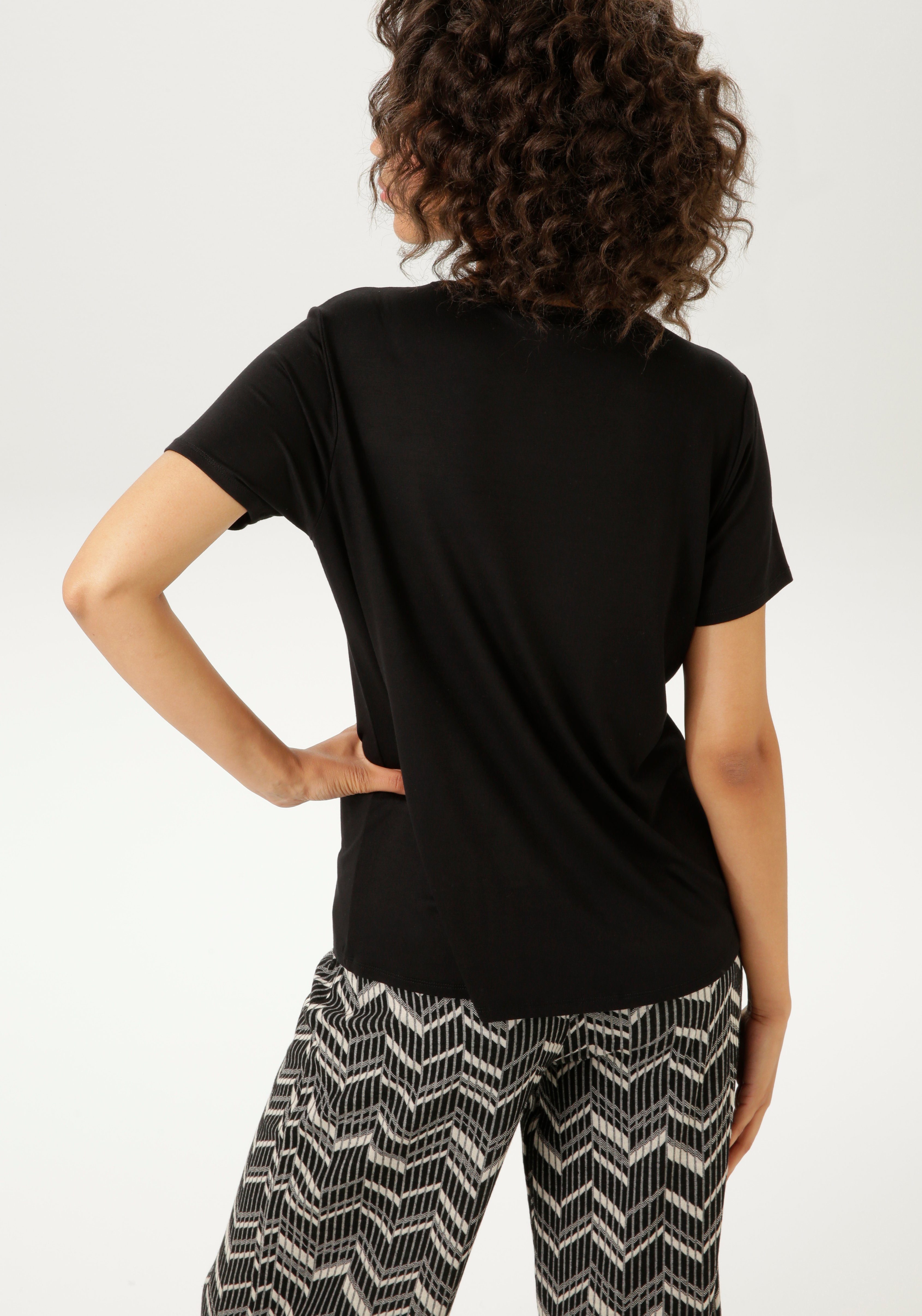 Aniston CASUAL T-Shirt im KOLLEKTION schwarz Vorderteil NEUE - mit trendigen Cut-out's