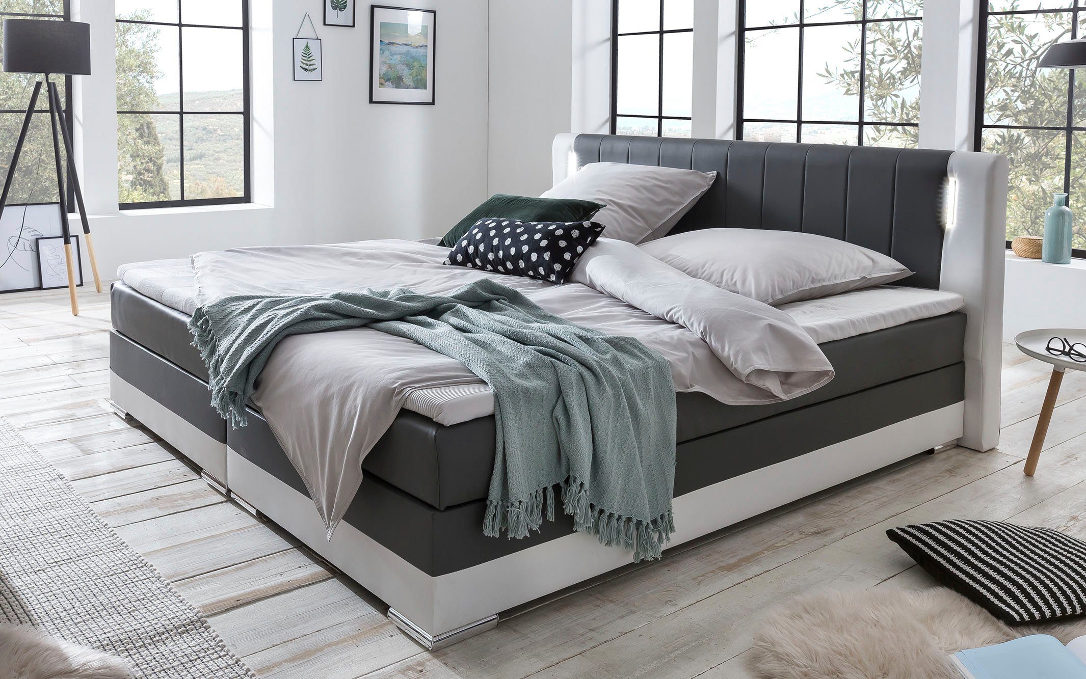 SalesFever Bett, LED-Beleuchtung im Kopfteil, Lounge Bett inklusive  Visco-Topper online kaufen | OTTO