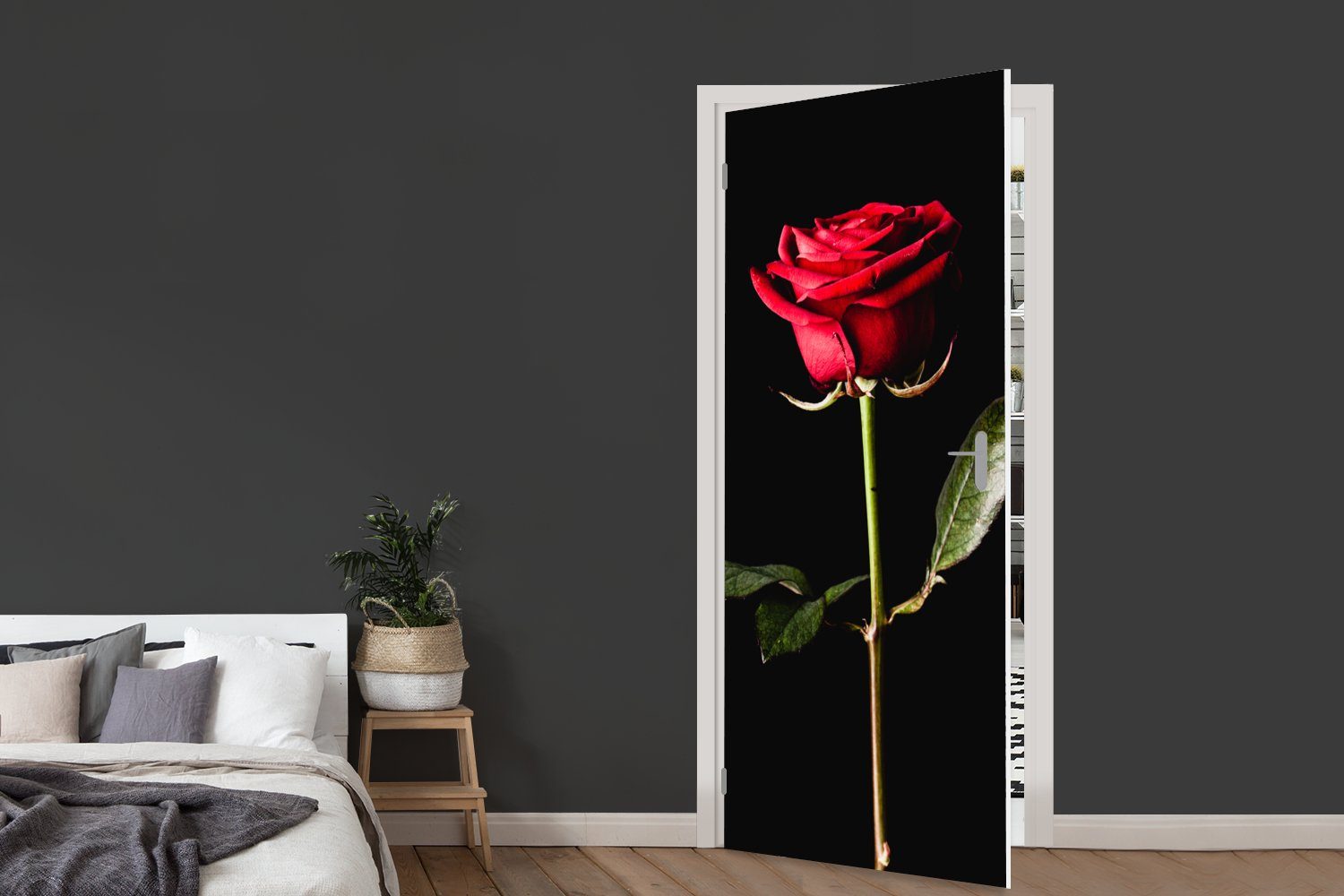 MuchoWow Türtapete Eine schwarzem Fototapete für Rose (1 Hintergrund, Tür, 75x205 cm St), bedruckt, auf rote Matt, Türaufkleber