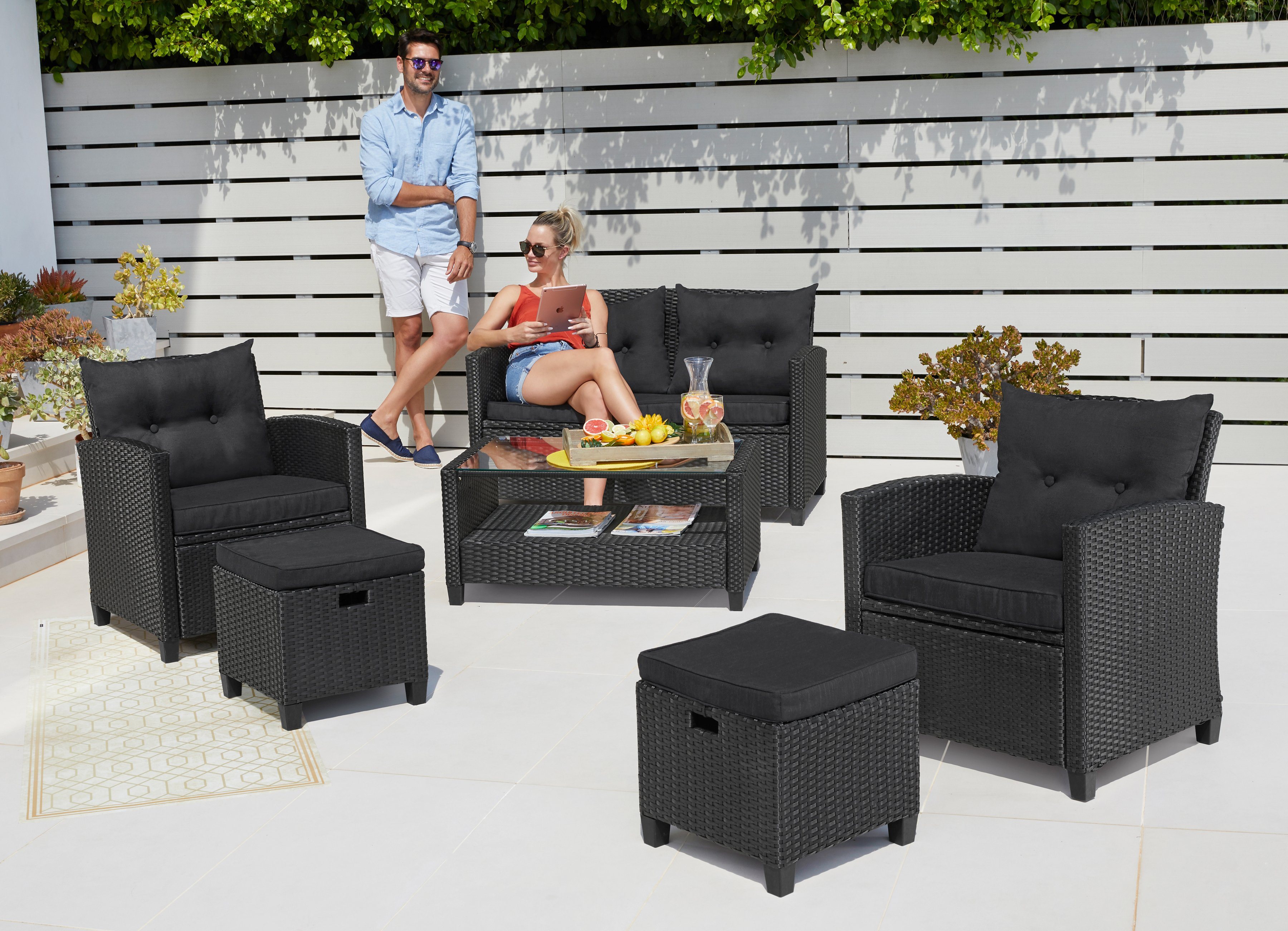 Loungeset »St. Tropez«, 15-tlg., 2er Sofa, 2 Sessel, 2 Hocker, Tisch, Polyrattan Loungeset »St. Tropez«, 15-tlg., 2er Sofa, 2 Sessel, 2 Hocker, Tisch, Polyrattan