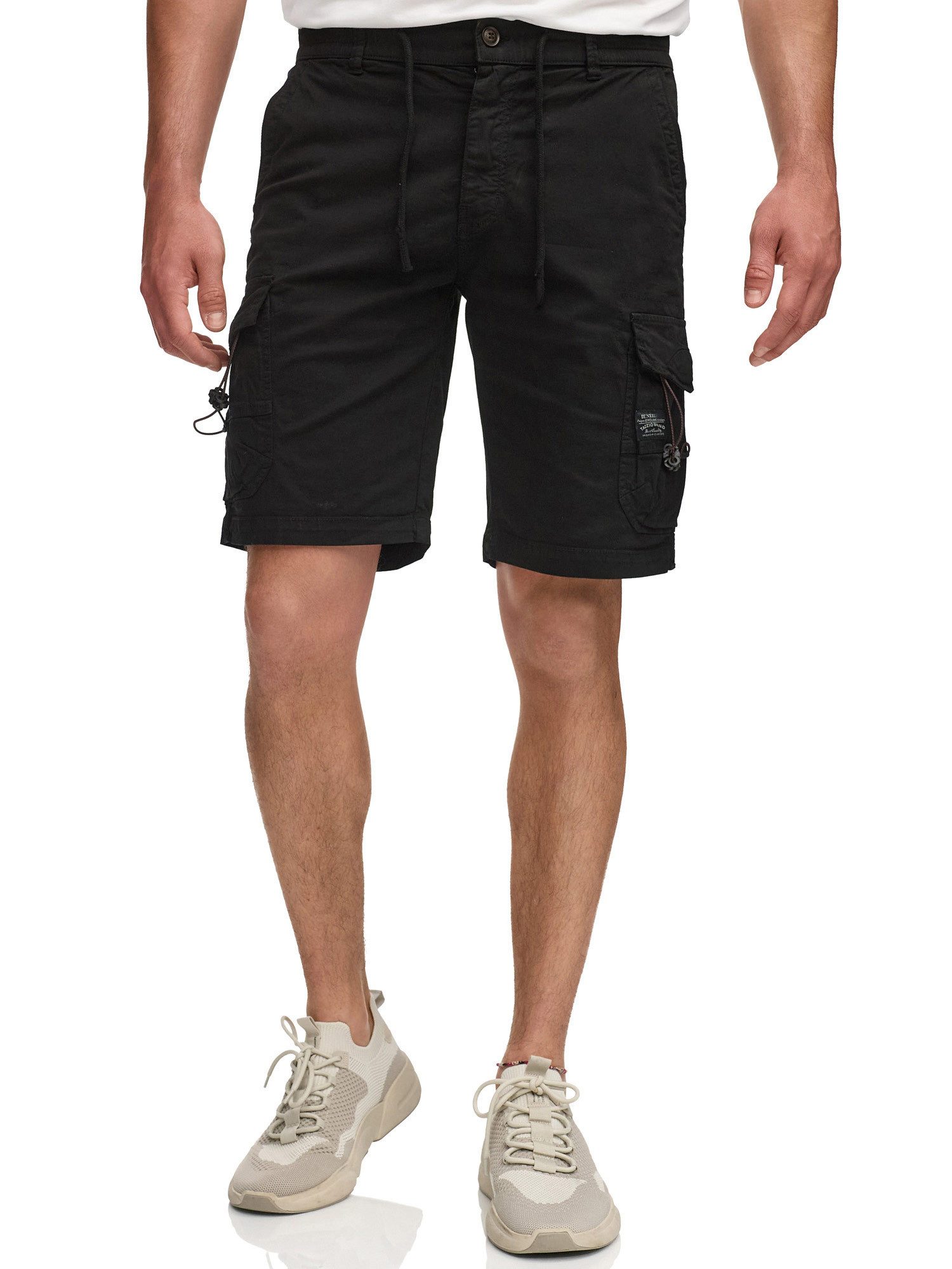schwarz