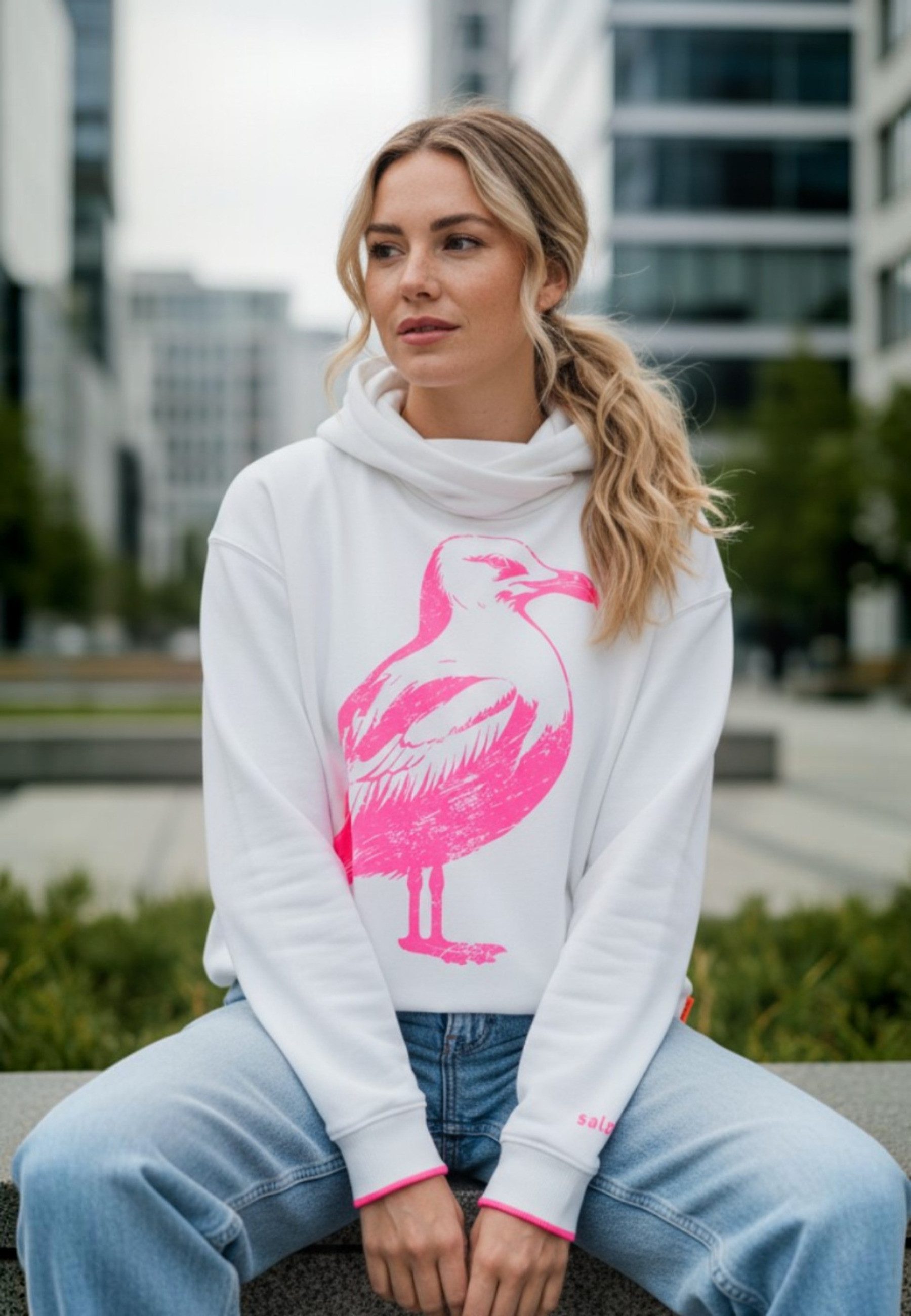 salzhaut Hoodie ADJÜS Damen normale Passform salzhaut Kapuzenpullover – bequemer Fit und nordisch klares Design