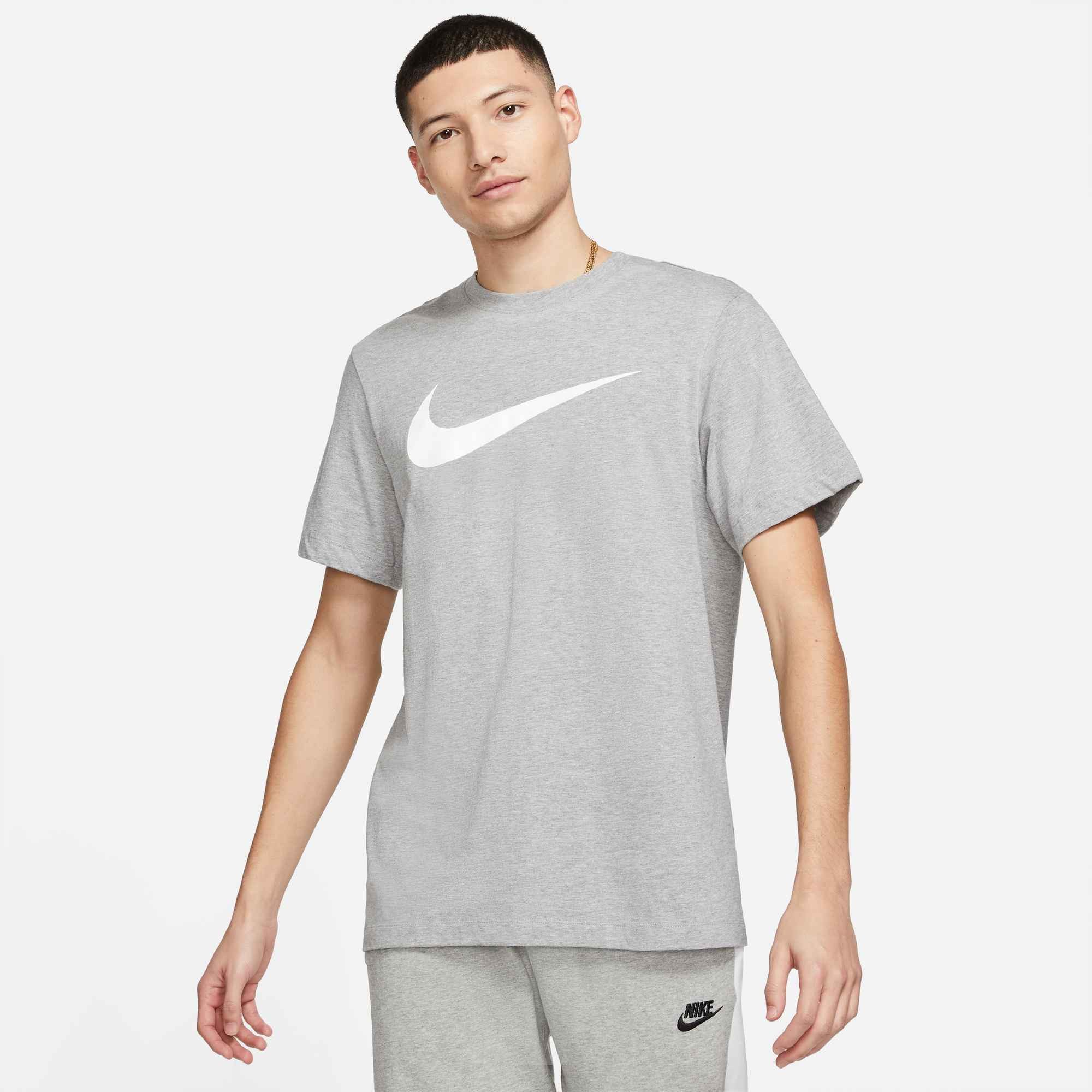 Nike Sportswear T-Shirt M NSW TEE ICON SWOOSH Kurzarm, Rundhalsausschnitt, aus Baumwolle