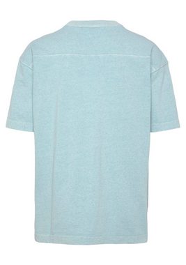 BOSS ORANGE T-Shirt mit V-Detail am Rundhalsausschnitt