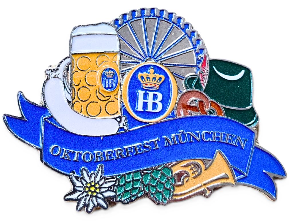 Hofbräuhaus München Magnet Magnet „Potpourri“ – Hofbräuhaus-Souvenir mit bayerischen Symbolen, Größe: ca. 5,5 x 3,3 cm, Material: Metall