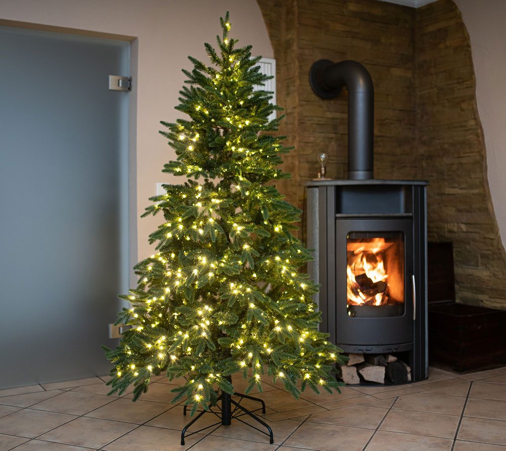 Evergreen Classics Künstlicher Weihnachtsbaum Sherwood Fichte, LEDs, Nadeln aus PE und PVC