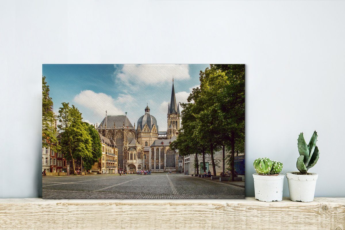 OneMillionCanvasses® Leinwandbild Der Aachener Dom stammt aus dem Mittelalt günstig online kaufen