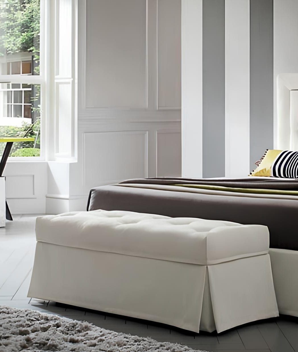 Xlmoebel Bettbank Luxus Hocker im Landhausstil – Polsterhocker für jeden Raum, Made in Europa