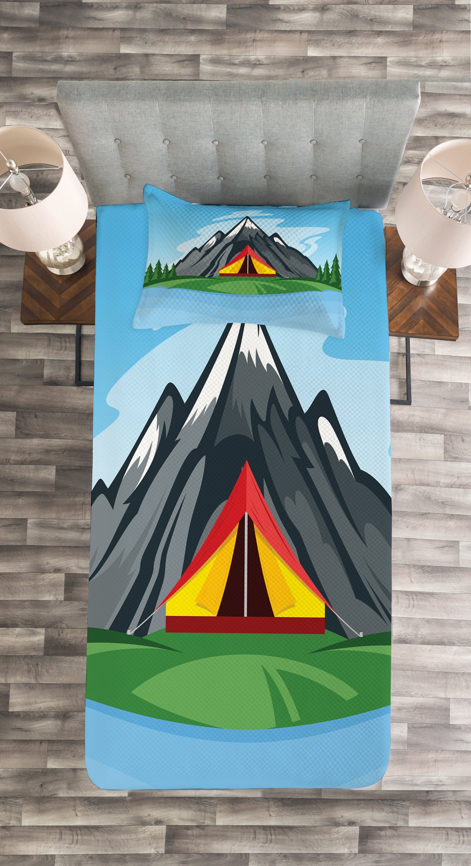Camping-Karikatur Berg Waschbar, Abakuhaus, Colorado mit Set Kissenbezügen Tagesdecke