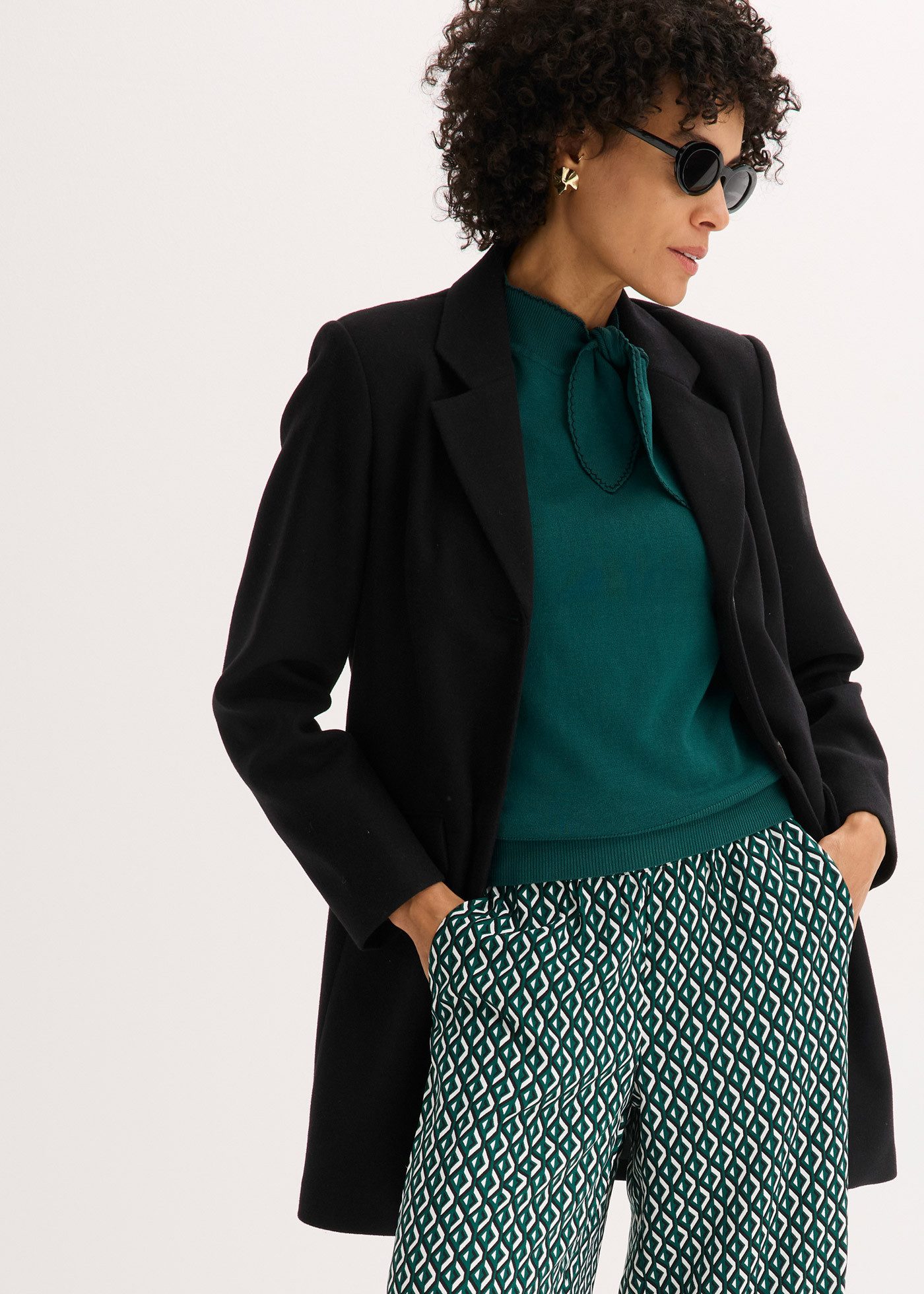 bonprix Kurzmantel Longblazer in Wolloptik, bequeme Passform, 1-Reiher