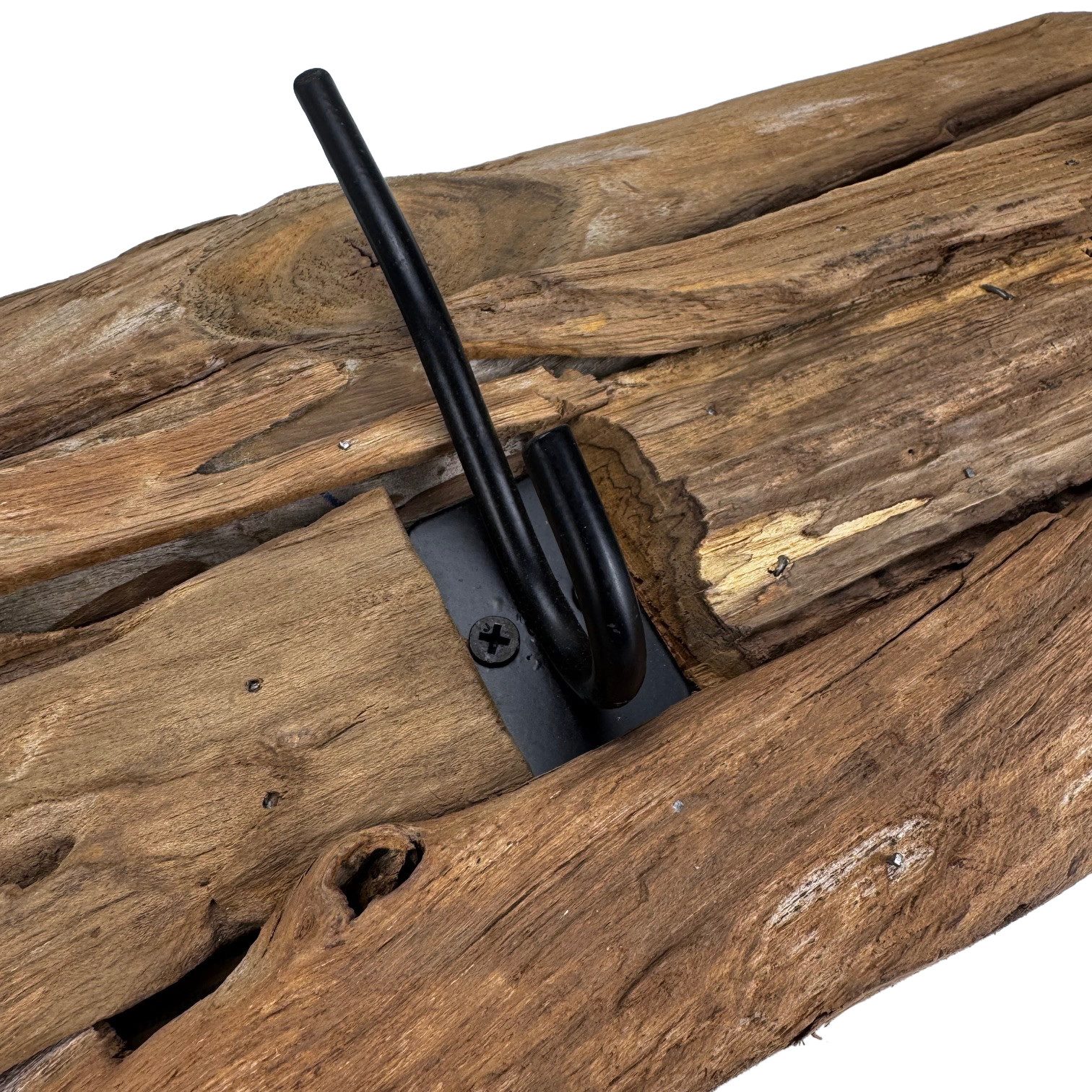 Online-Fuchs Garderobenleiste aus Teak Holz, Wandgarderobe mit 4 Haken aus Metall - 58 cm lang (rustikales Design, natürliche Optik), Treibholz-Look mit natürlicher Maserung und Rissen